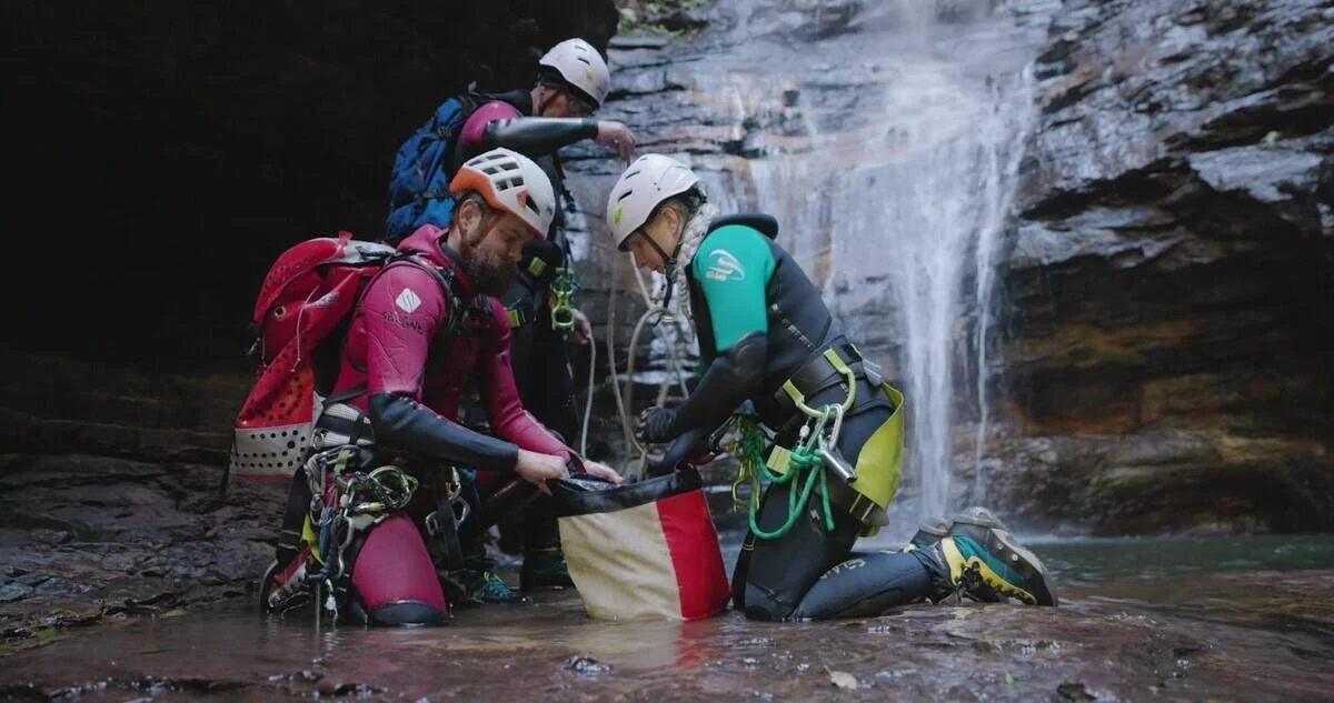 roam-intro-to-canyoning-4-cc.jpg
