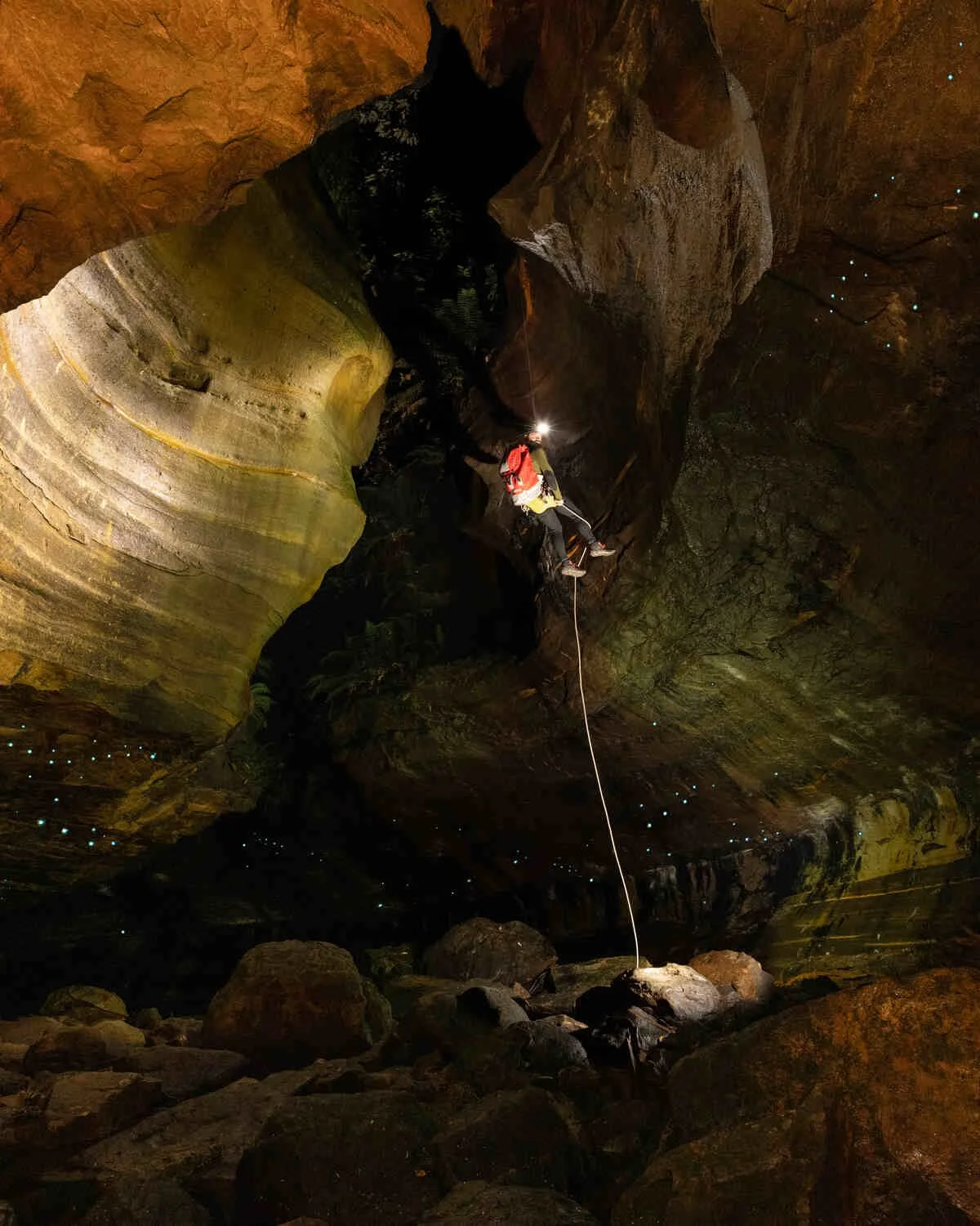 roam-glowworm-canyoning-1-cc.jpg