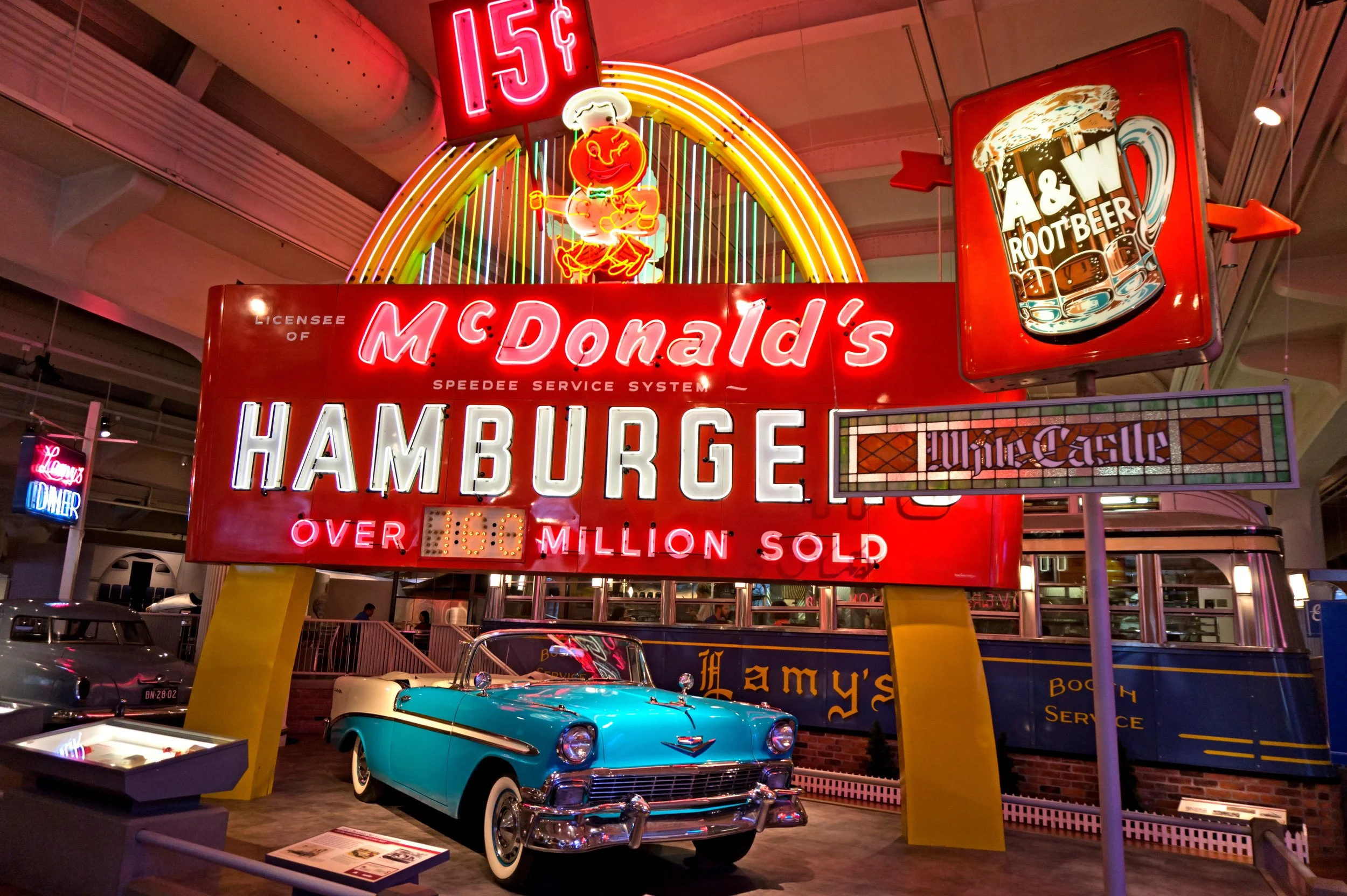 Nostalgic Design: Rediscovering Timeless Charm with a Modern Twist — Branding And Content 