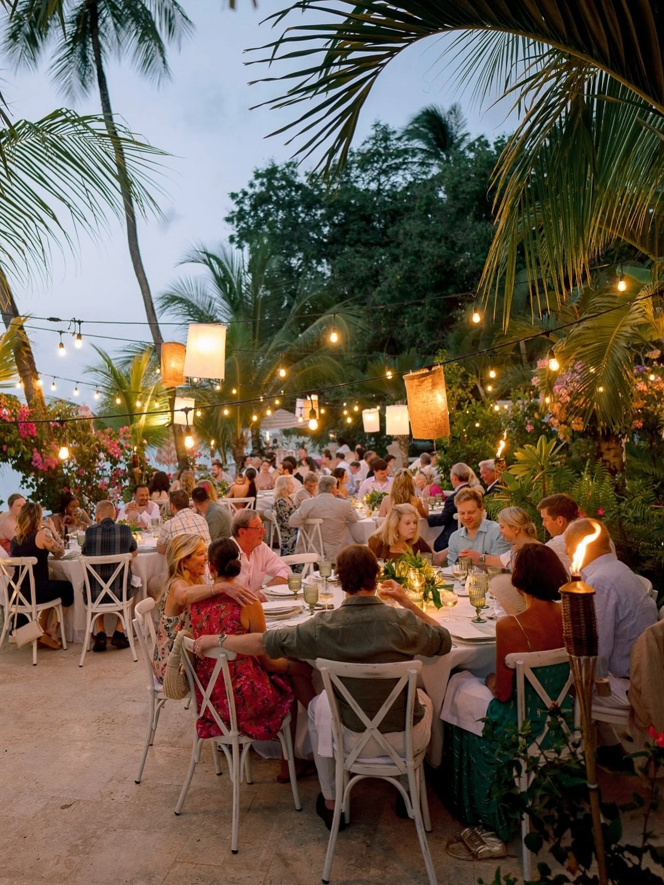 Friends &amp; family beneath the fairy lights for a fantastic celebration on the deck at Cobblers. 

@ginafrancescaphotography