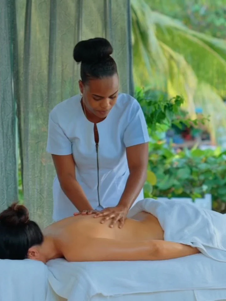 Meet Carla, the best masseuse on the island. Our Sea Moon Spa uses only the most fabulous hand-made, small-batch, best-in-class products from Ila - as fresh &amp; organic as you can get. We&rsquo;re pleased also to be working with @nailberry_  mani &