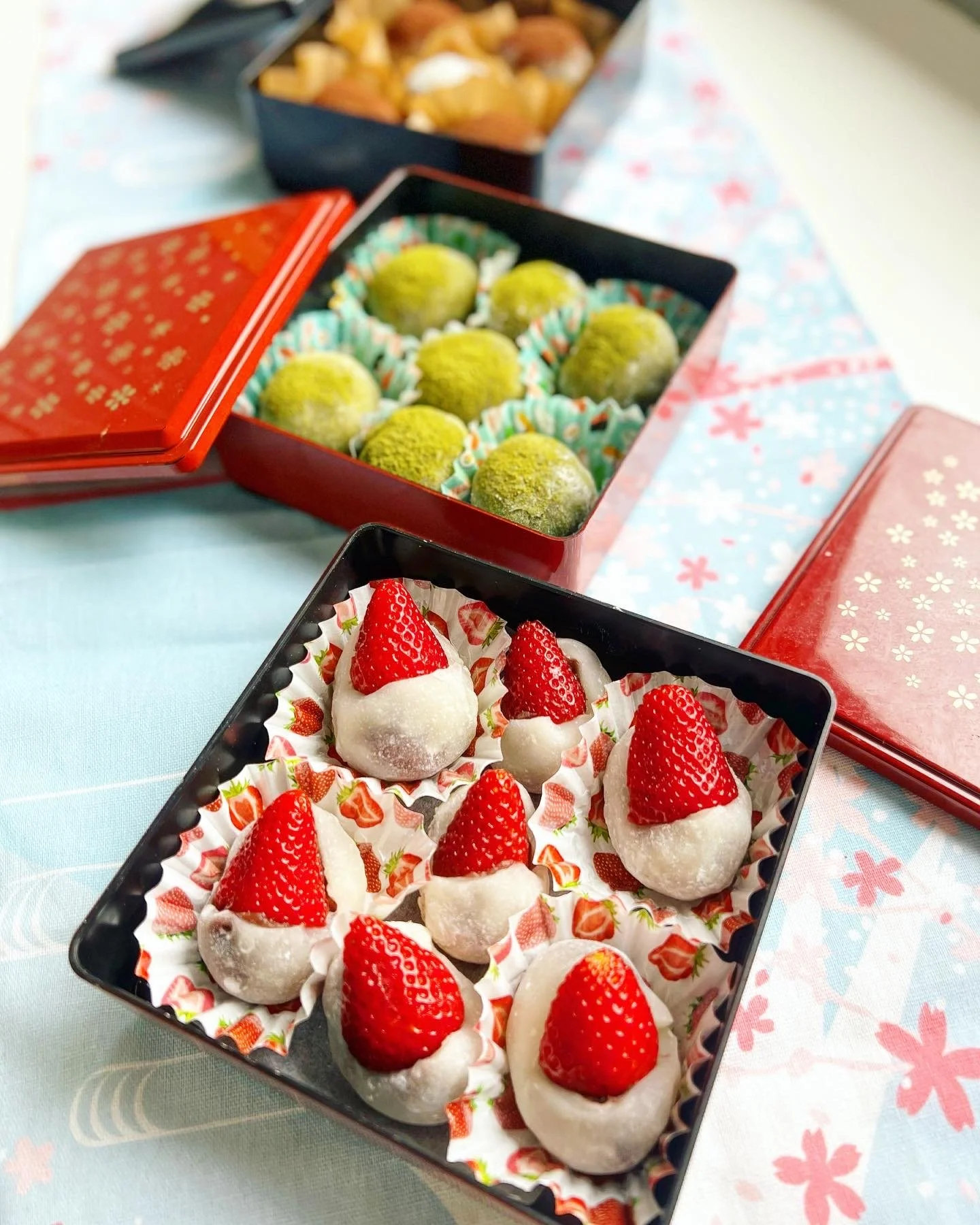 mochi strawberry.JPG