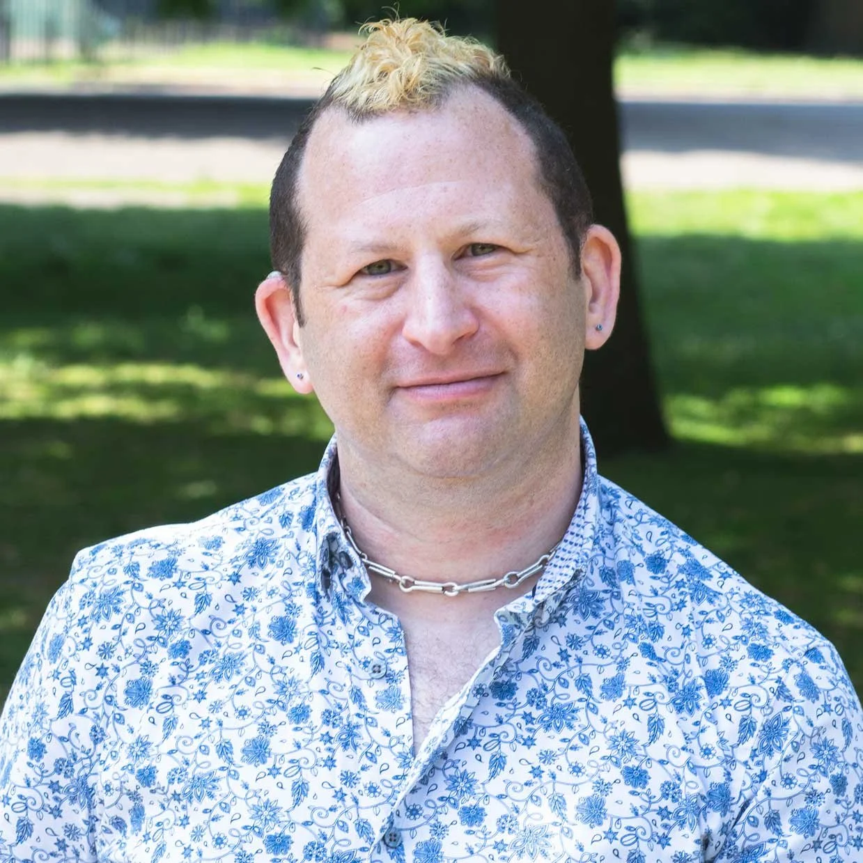 CY Korn - therapist, supervisor, trainer, writer and speaker