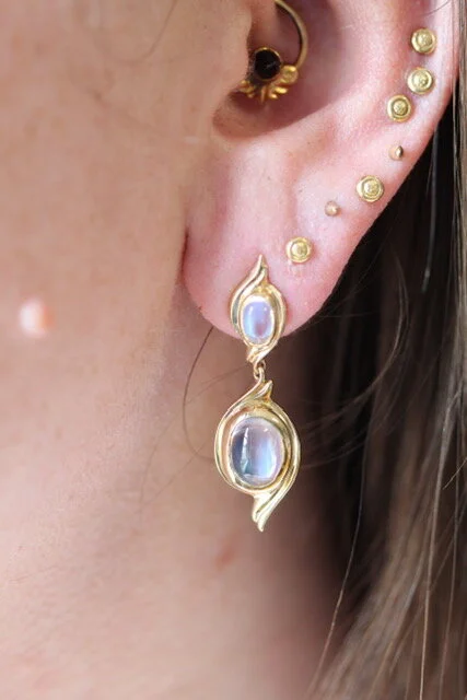 18k yellow gold and moonstone. 2020