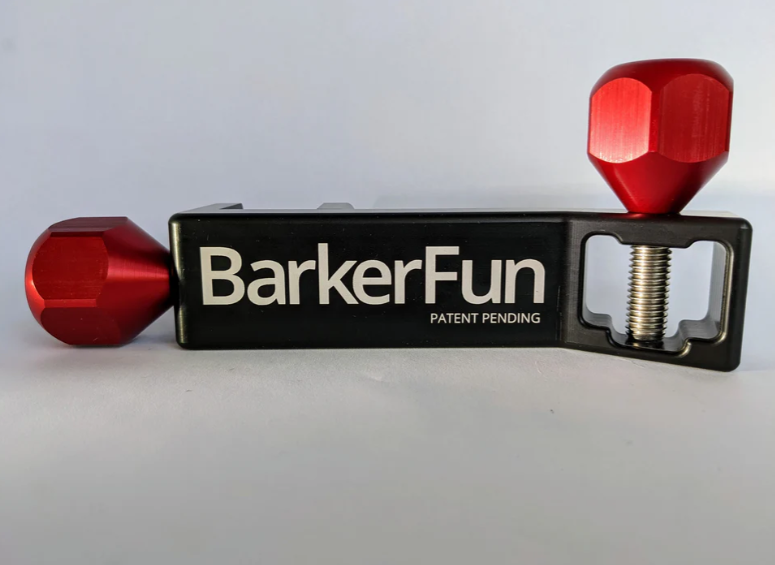 Barker Fun Treat Clincher.png