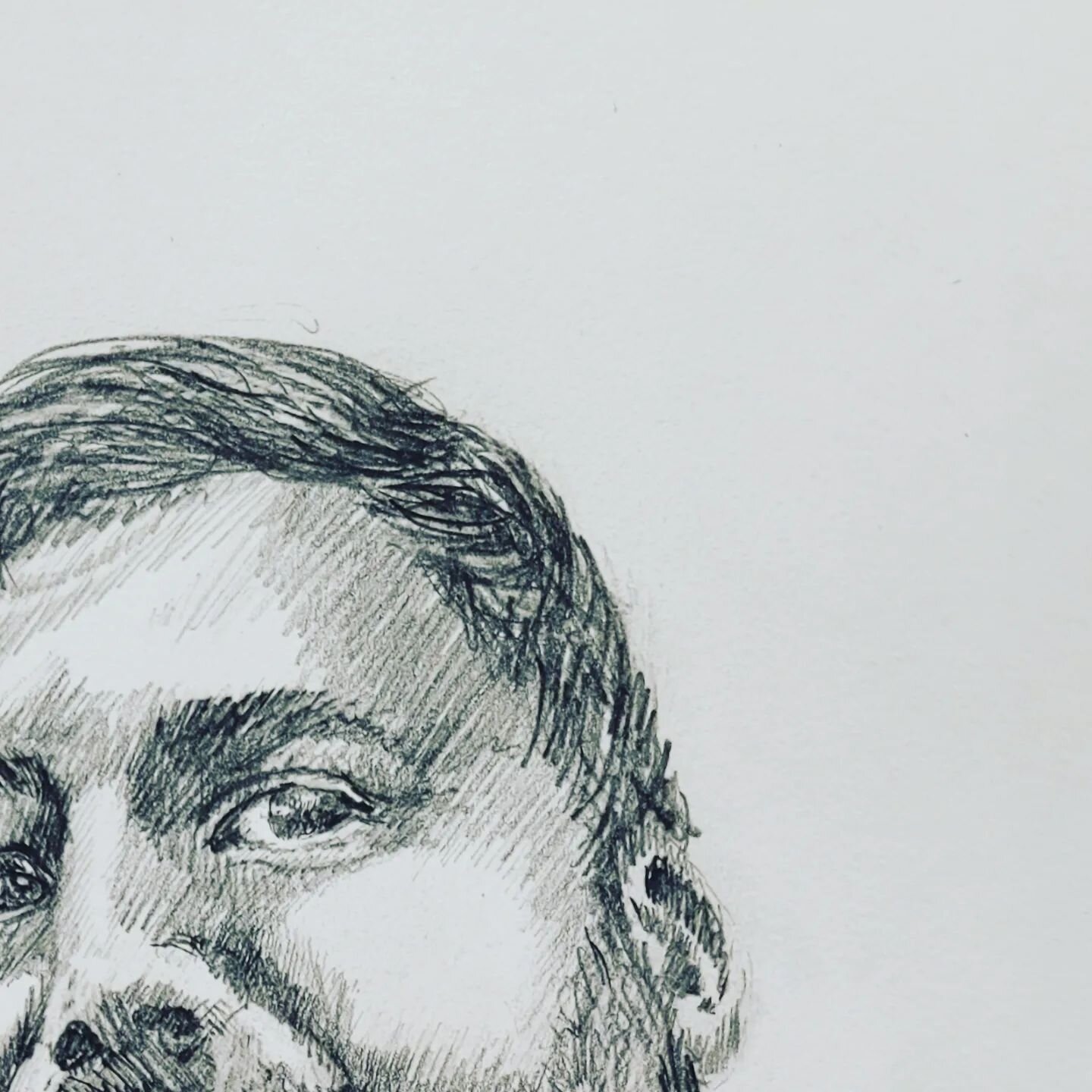 Starting to draw again. Recent heads.

#drawing #portrait #irishartist #portraitcommission #pencildrawing #eyes #monotone #contemporarydrawing #face #moments #BernieLeahyArt