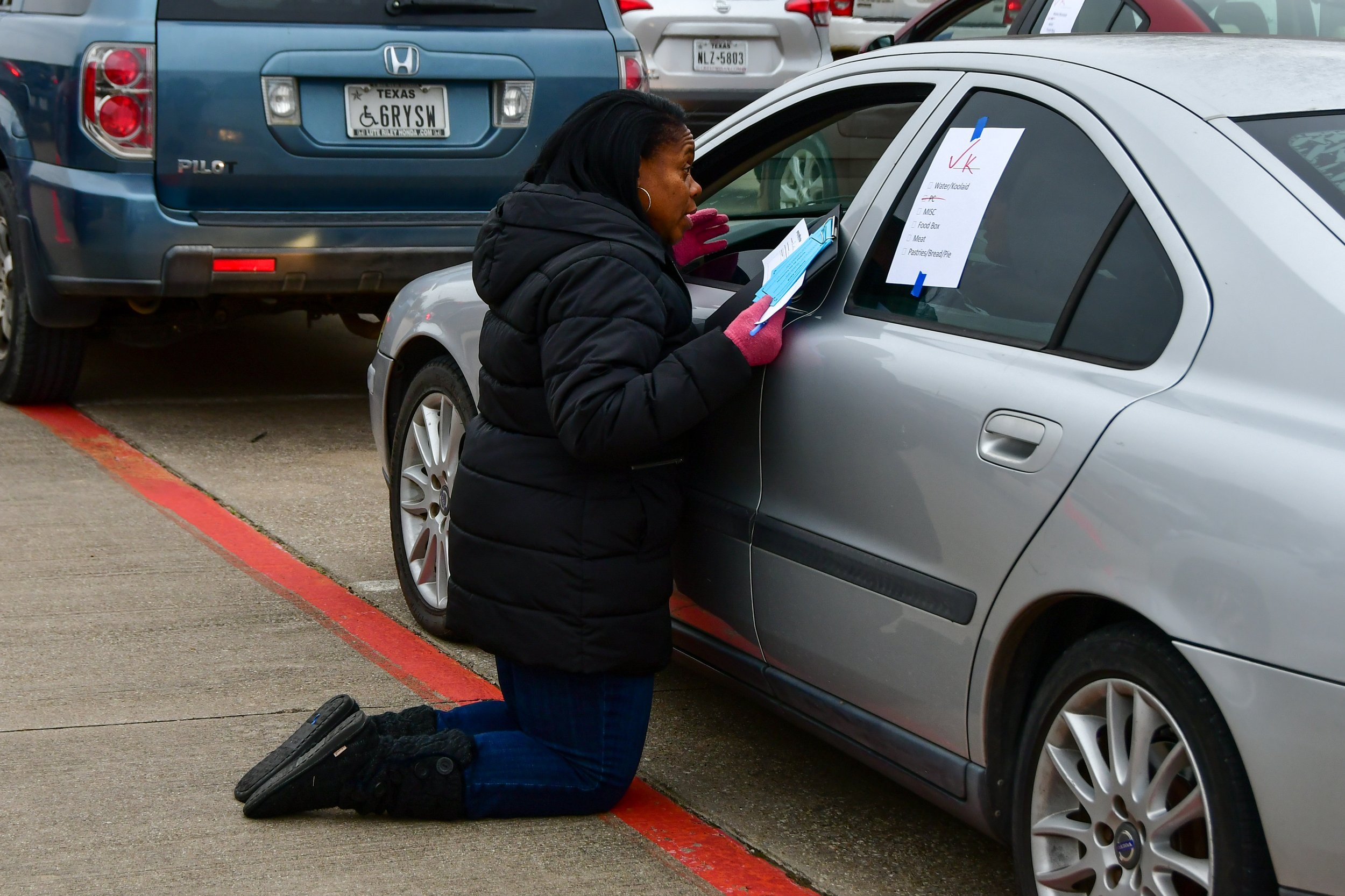 Our amazing volunteers are always ready to engage with families we serve.