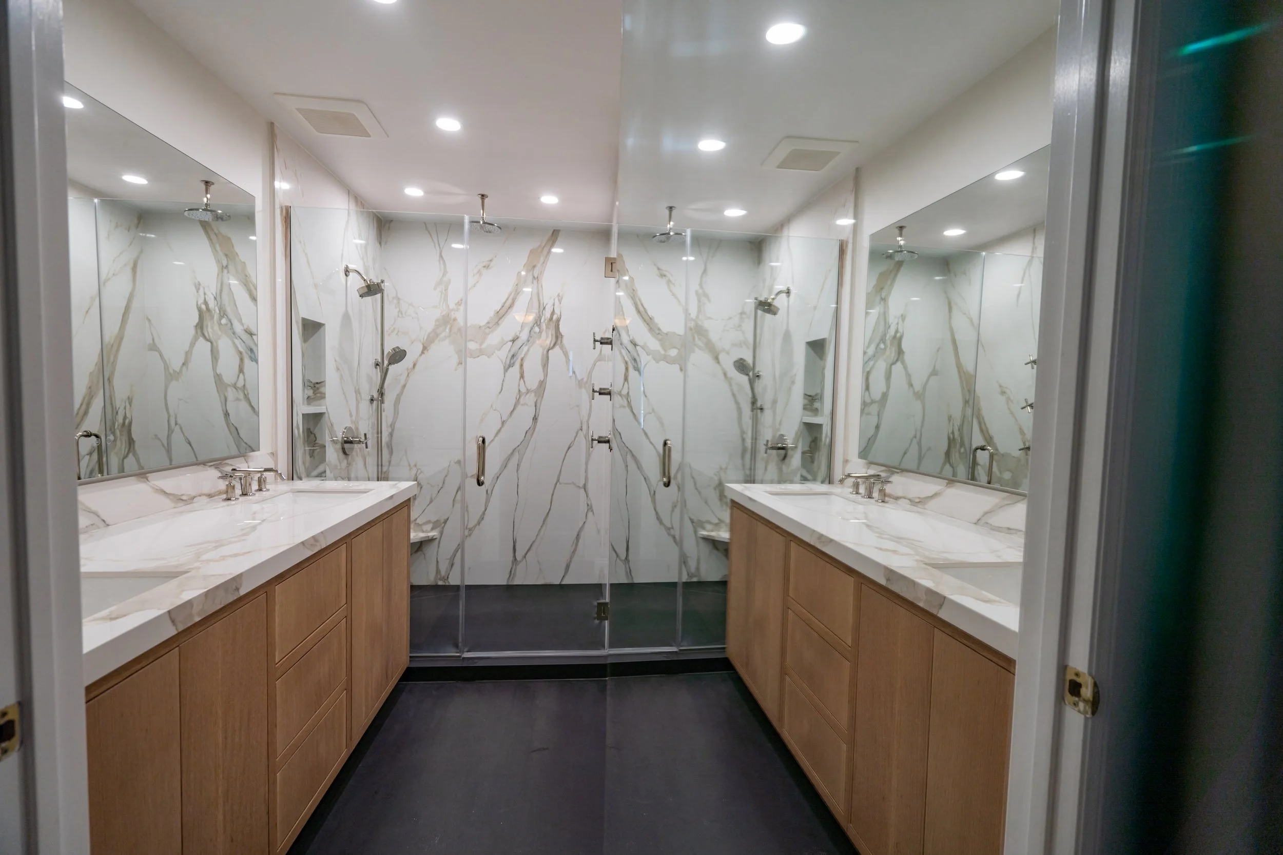 18_Fuschetto Smithtown Kitchen.jpg