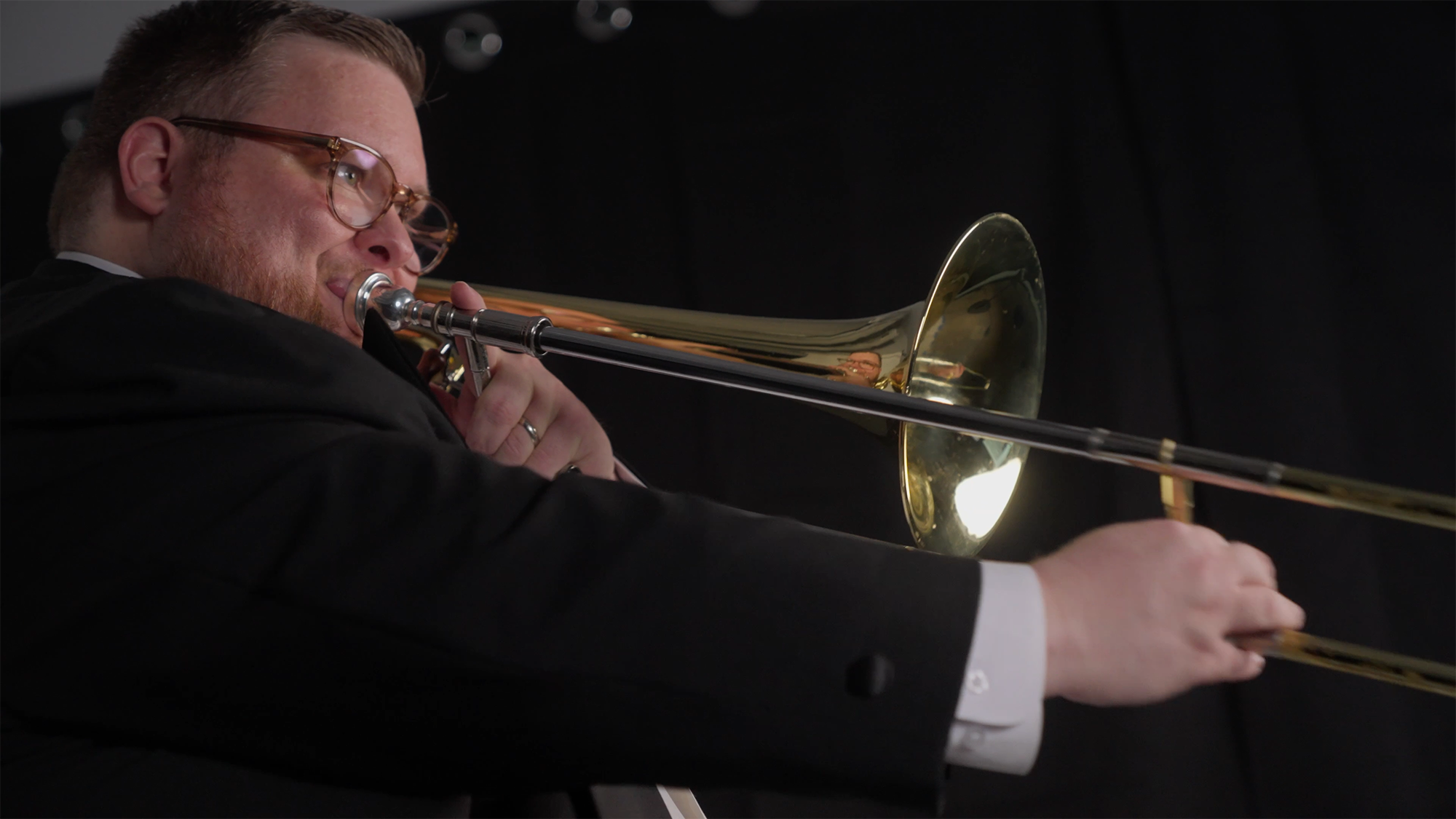 Doug Rosenthal, Associate Principal Trombone in the Pittsburgh Symphony Orchestra, records a holographic performance at Joe Zeff Design studios in Downtown Pittsburgh