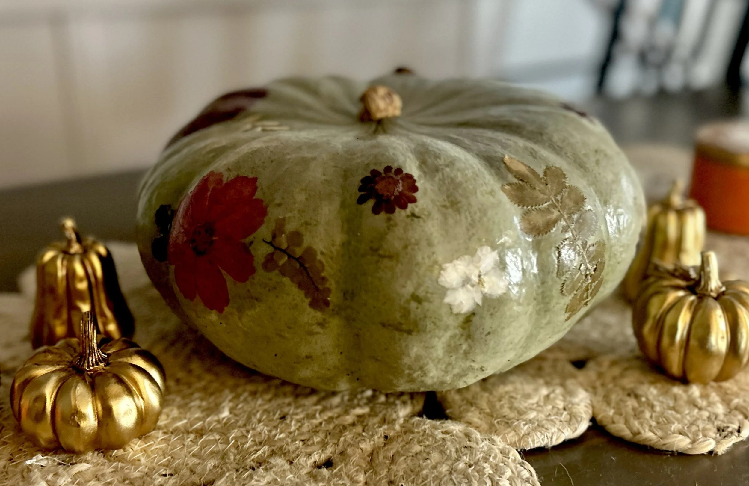 pressedFlowerPumpkin.jpg
