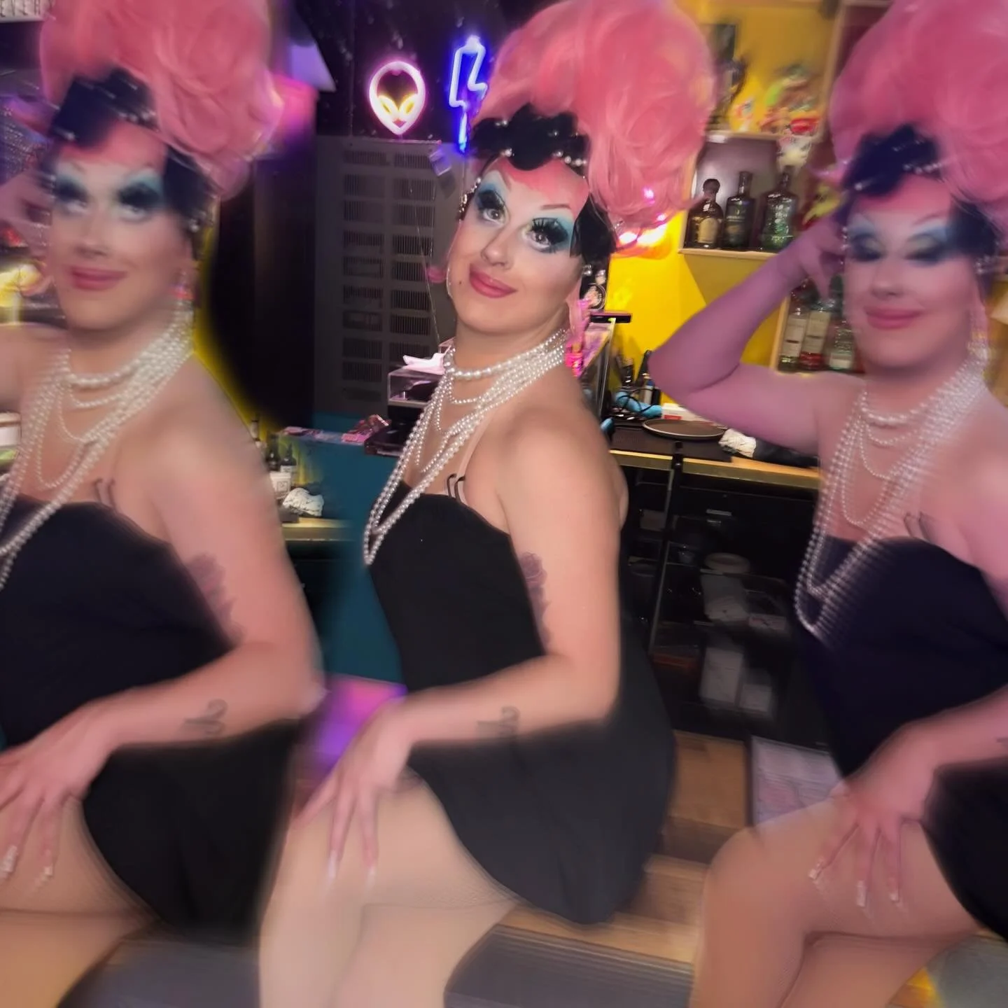 I liek 2 go out&hellip; where somethinm nice and pushhhh