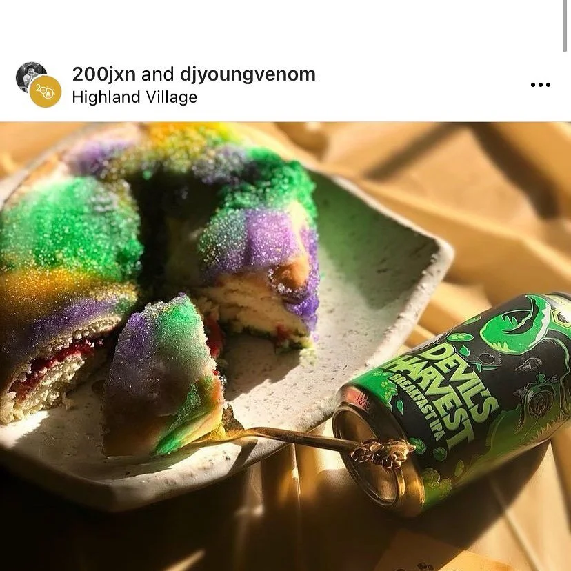 @200jxn is partnering with @highlandvillagejxn TOMORROW Saturday, Feb. 12th from 12 pm to 2 pm to celebrate all things Mardi Gras, including the first-ever KING CAKE SHOWDOWN! 👑🥊

The participants are @aplosjxn, @themanshipjxn, @bravobuzz @lacourki