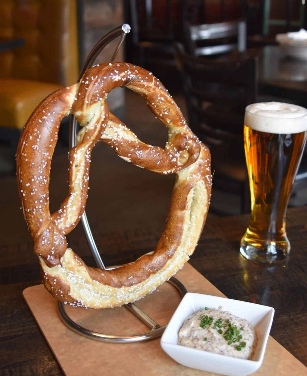 It&rsquo;s not Oktoberfest without a cold pint and a warm pretzel! 🍺🥨

Celebrate the season at @nyajoes with their Jumbo Bavarian Pretzel, served with whole grain mustard cream sauce, the perfect pairing to your favorite brew. 🍻

Hurry in, their O