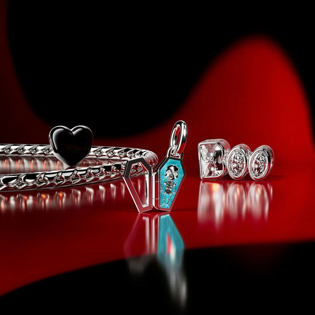 This Halloween, elevate the eerie with @theofficialpandora 🌙 ✨ 

Add a hauntingly beautiful twist to your look, think shimmering charms that glow under moonlight and whisper a little magic into your style. 
Style them your way... If you dare? 👻 🖤 