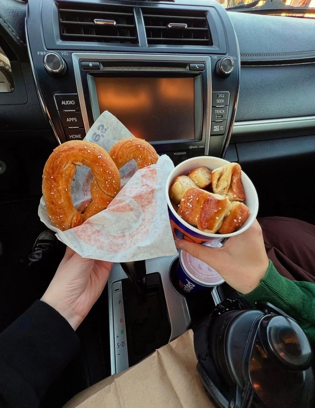 National Pretzel Day is almost here! 🥨🎉 Swing by @auntieannespretzels this Sunday, April 26th, show the in-app coupon, and grab a FREE pretzel, because who doesn&rsquo;t love a warm, soft, twisty treat? 😋 

See a store associate for all the tasty 