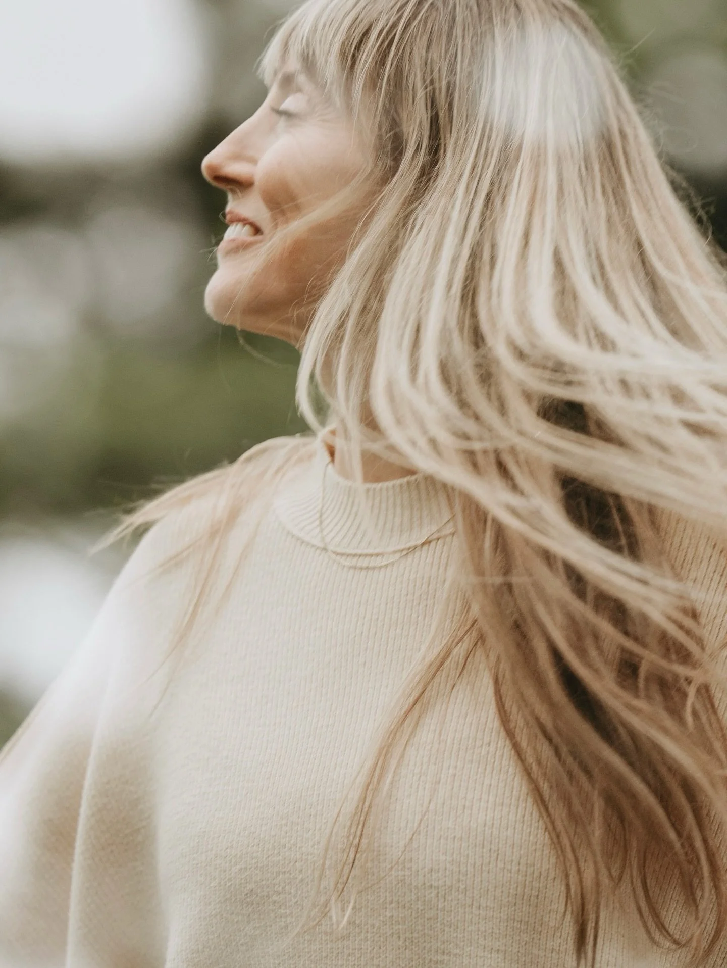 CW swipe to baby budgie in uniform 🏔️
Last weekend I was back in Whistler - guiding others through breathwork, meditation and the same kind of inner freedom I once went there searching for.
At eighteen, I arrived with a few bags, cookies from mom