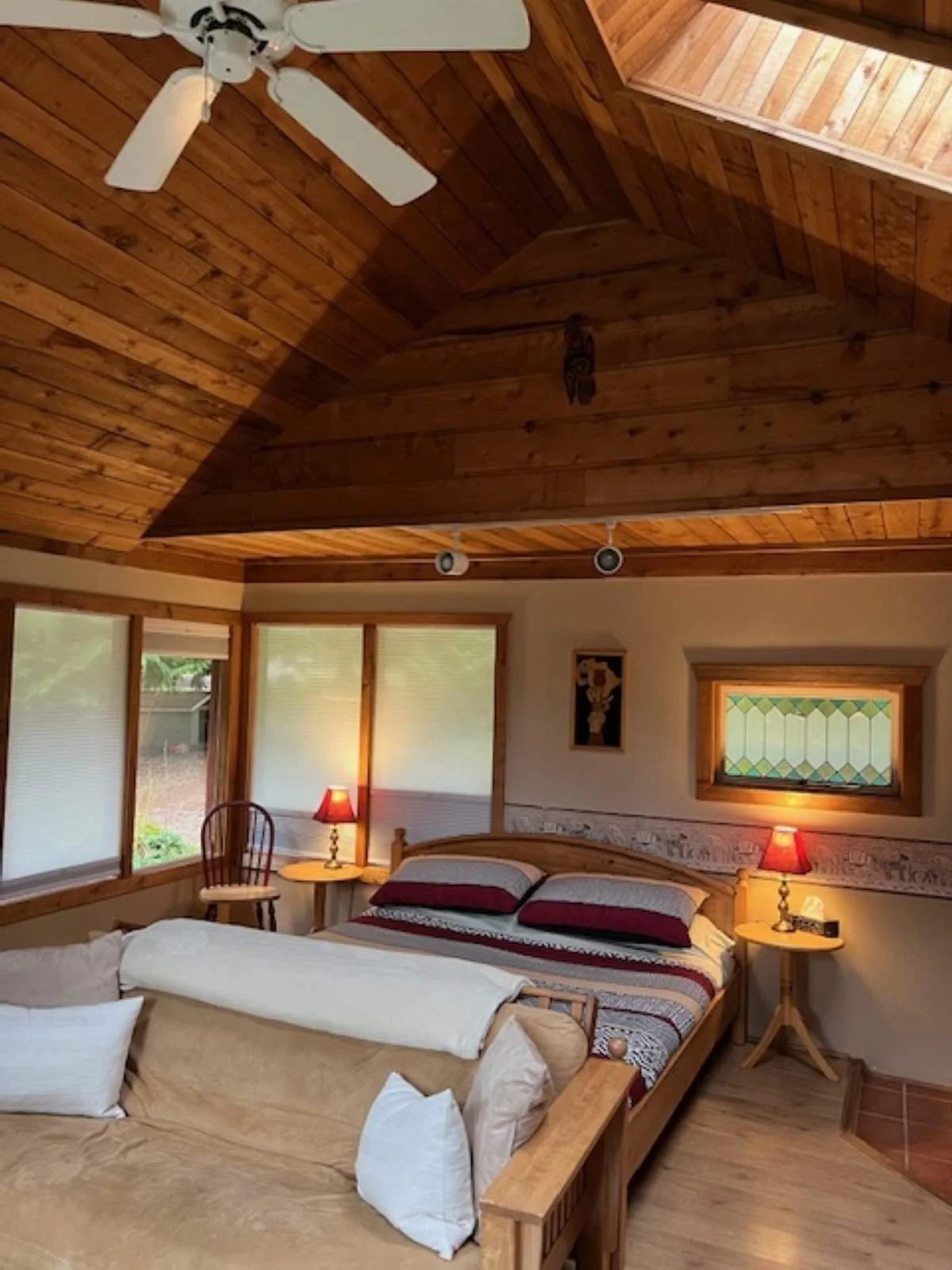 Xenia Retreat Centre Room Bowen Island.jpeg