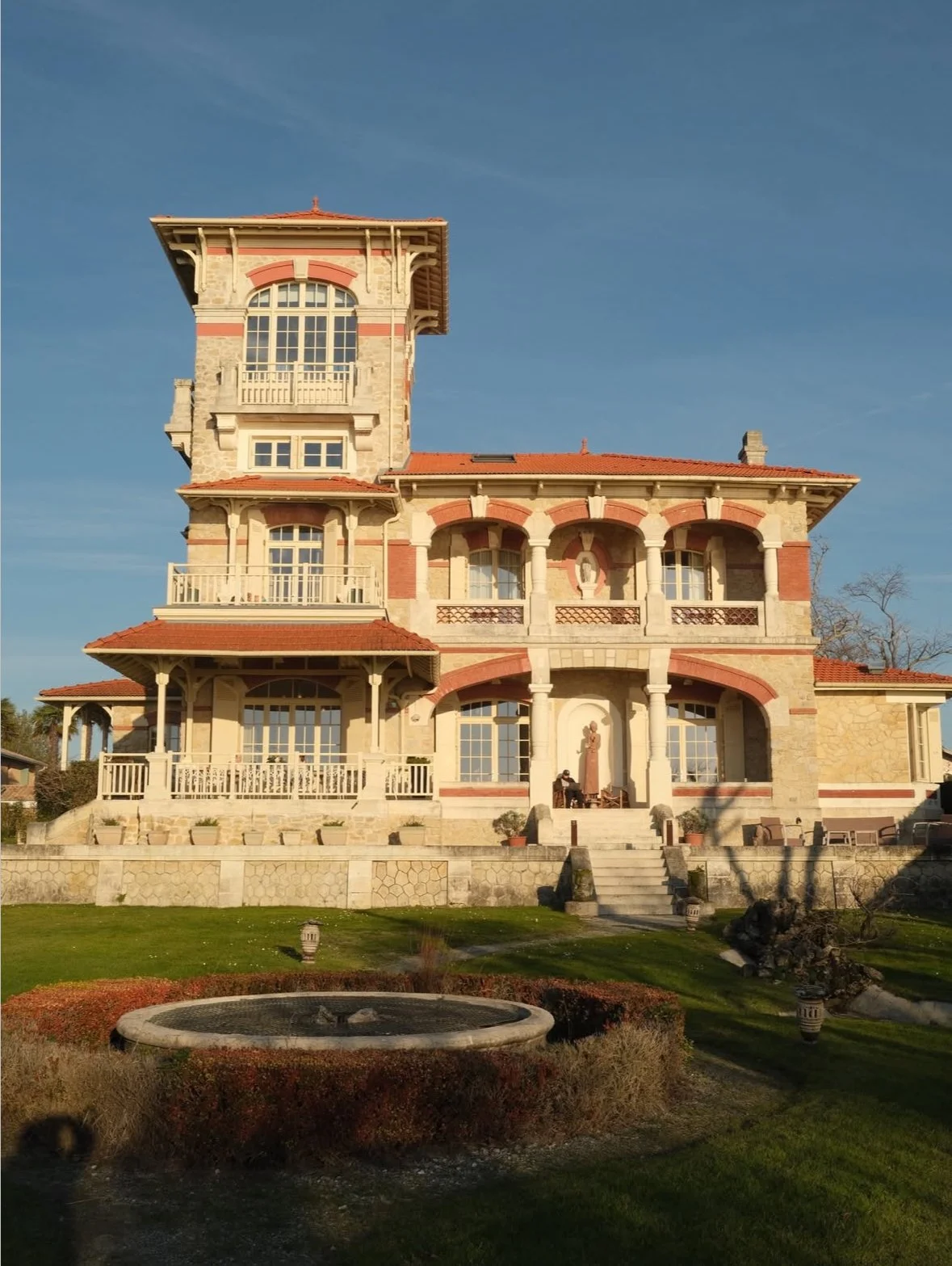 Villa La Tosca France Retreat.jpg