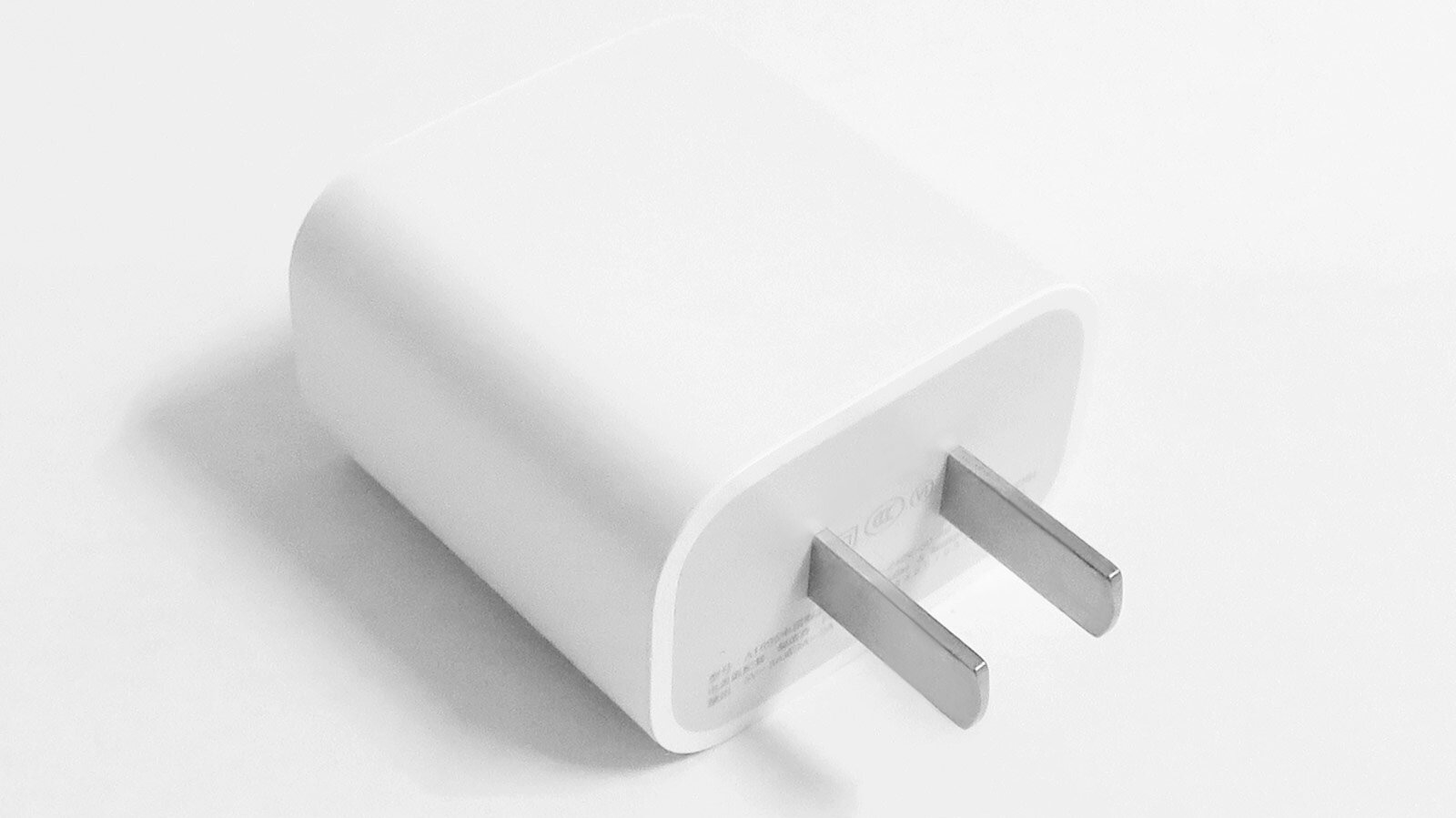 absolute-magic.com - USB-Type C to Lightning Cable (1m), Improved 20W USB-C Power Adapter (Mains Adapter), Choice of 5 Cartoon Protective Shells