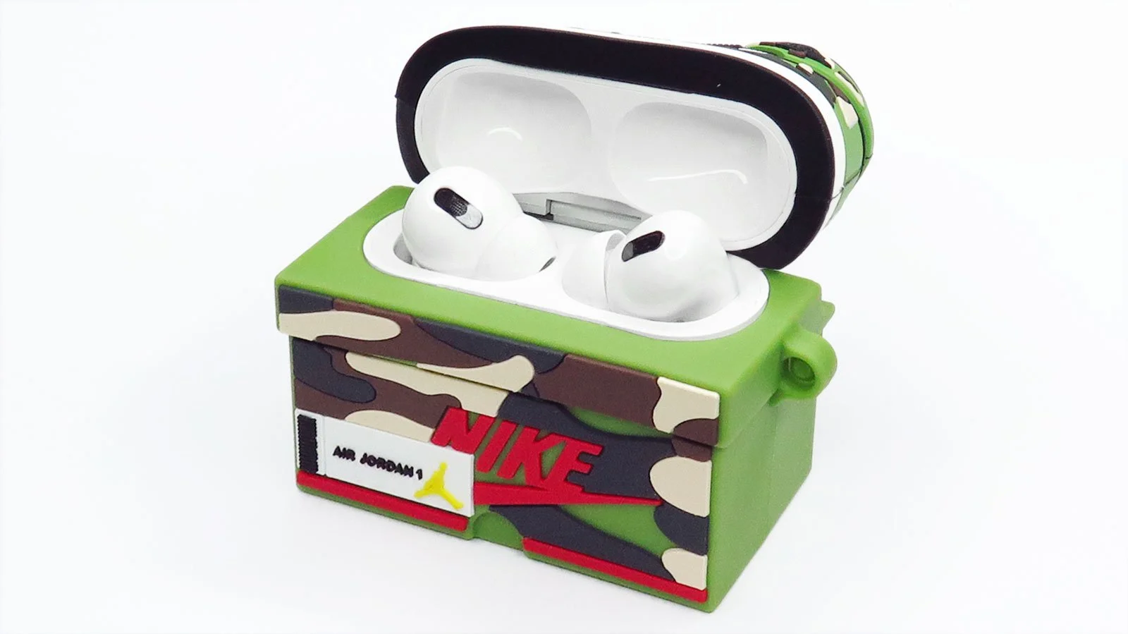 absolute-magic.com - Fun Green Camouflage Jordan Basketball Sneakers Silicone Cases for All AIrPods