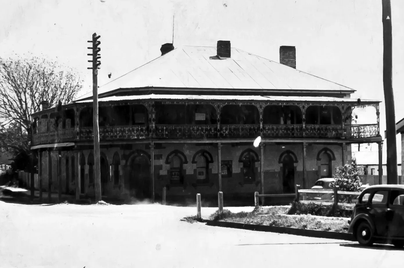 About     Millthorpe Hotel