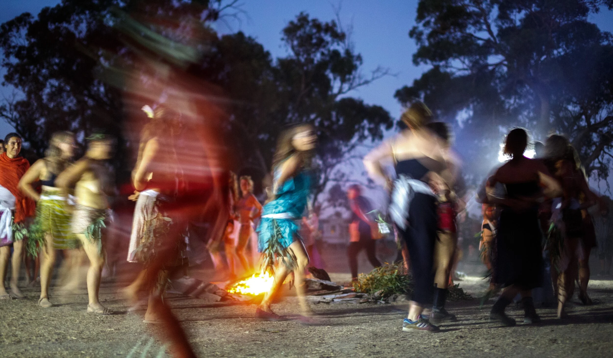 image women dance.jpg