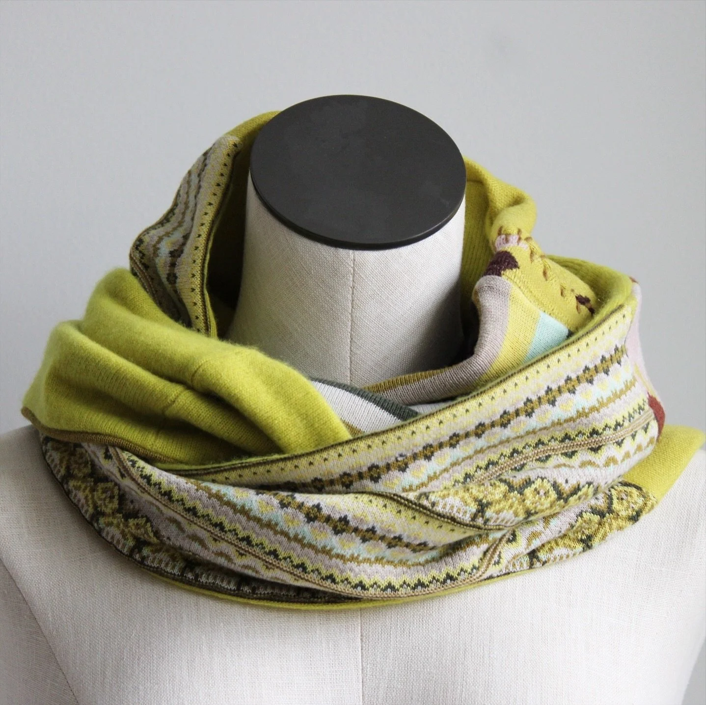 A custom request inspired by chartreuse 💚 A few well loved sweaters (one cotton / one cashmere), some confident cutting, stitching, and yarn&mdash;slowly turned into a cozy infinity scarf.

Grateful for color challenges and the chance to make someth