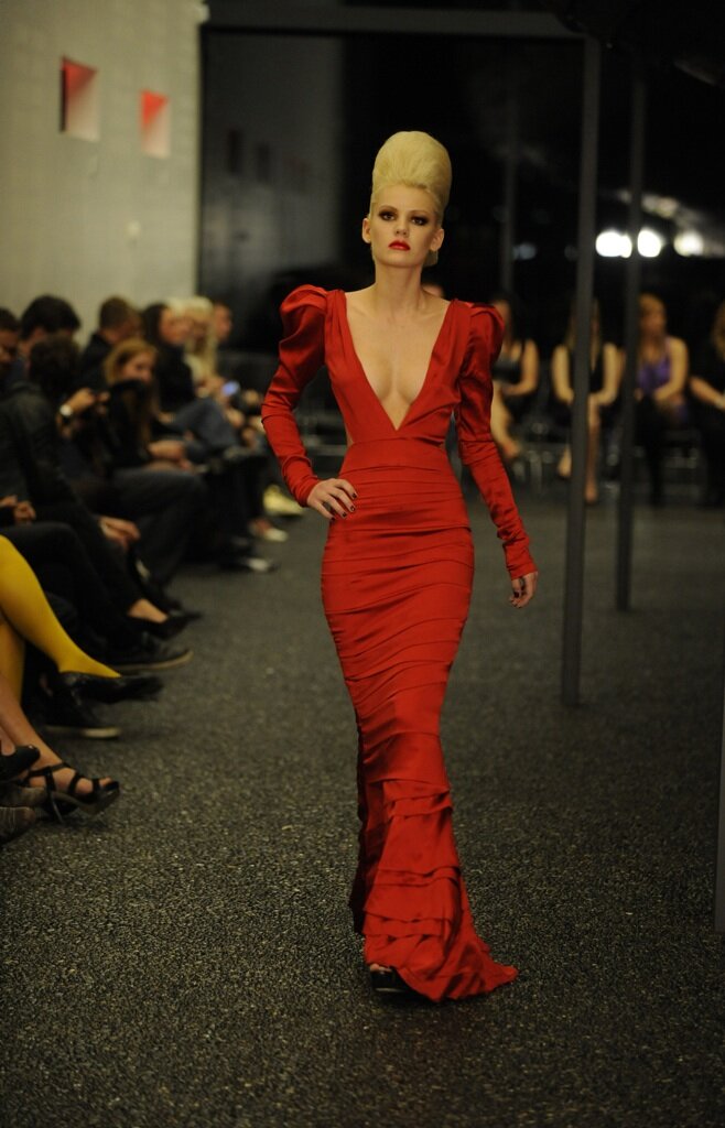 15 Red dress 2 Bao.jpg