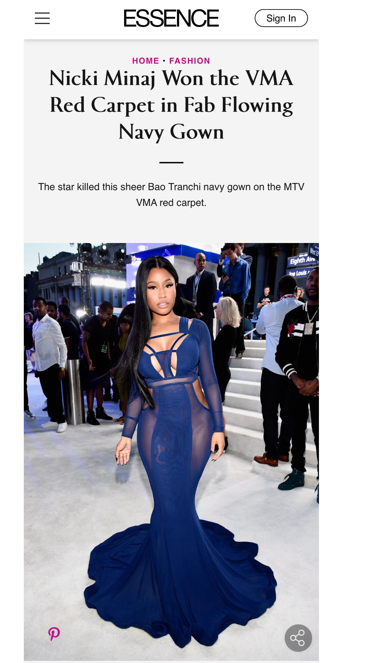 NICKI MINAJ VMAS IN CUSTOM BAO TRANCHI