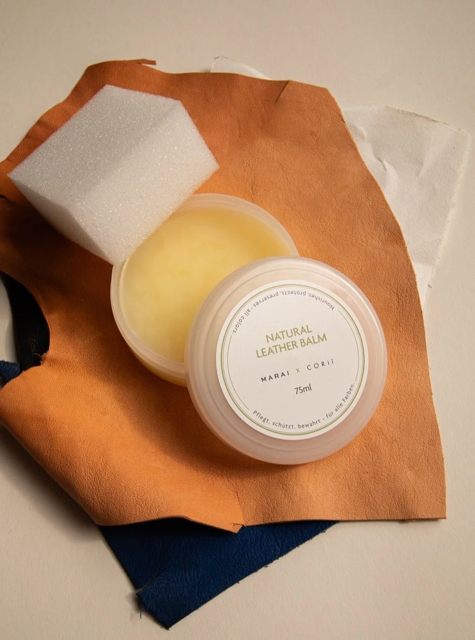 Finally: our very own Natural Leather Balm is here 🤍

You’ve often asked me how I care for my bags. Now I can show you. Together with @corii.ch, we created a natural balm for vegetable-tanned leather—the same leather our bags are made from 