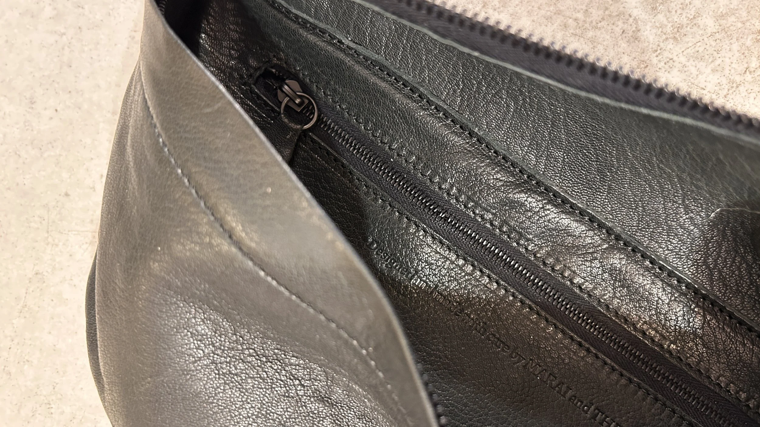 Bauchtasche Zipper.jpg