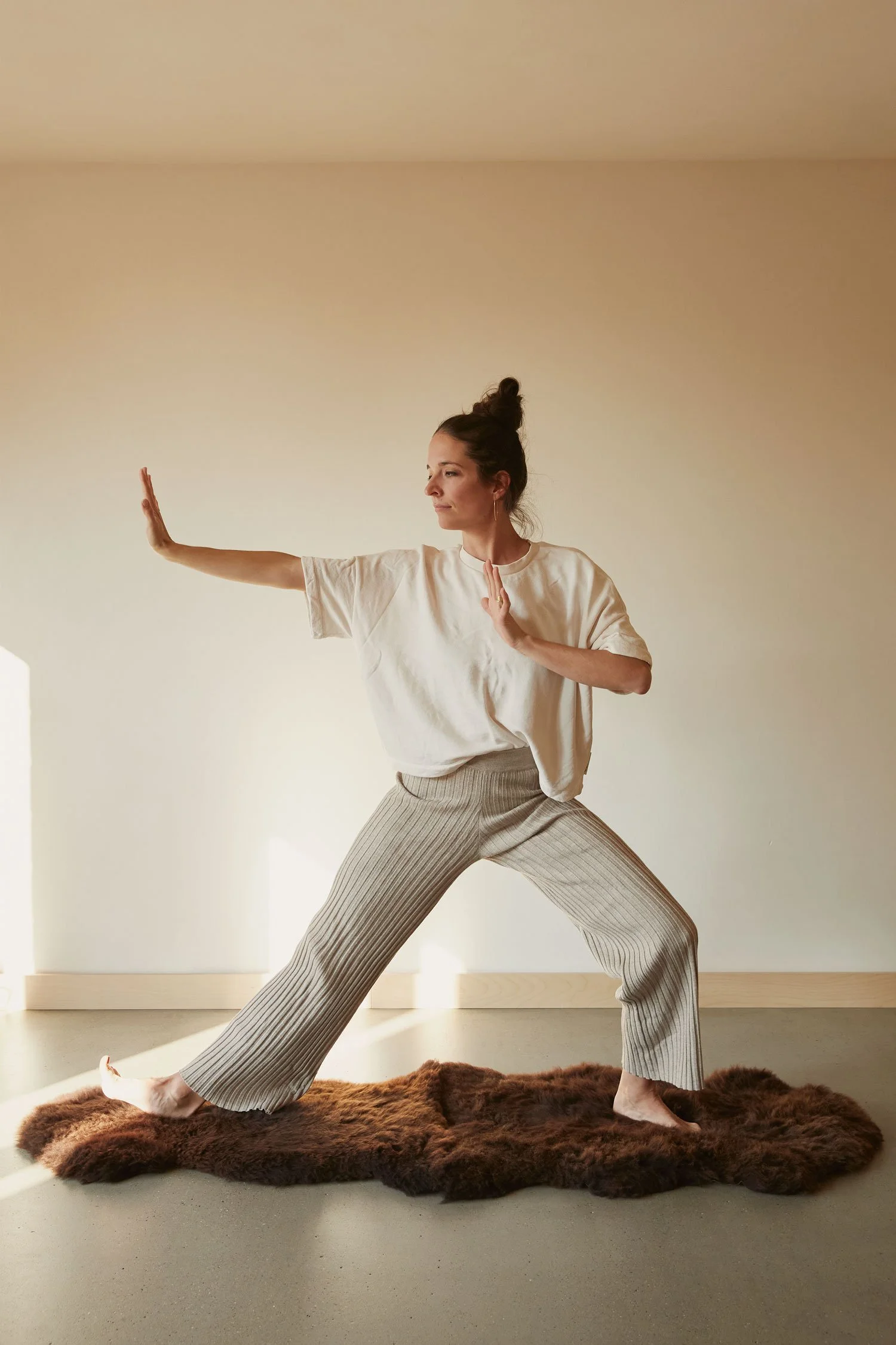 XXL Schweizer Schaffell | extragrosses Lammfell für Yoga