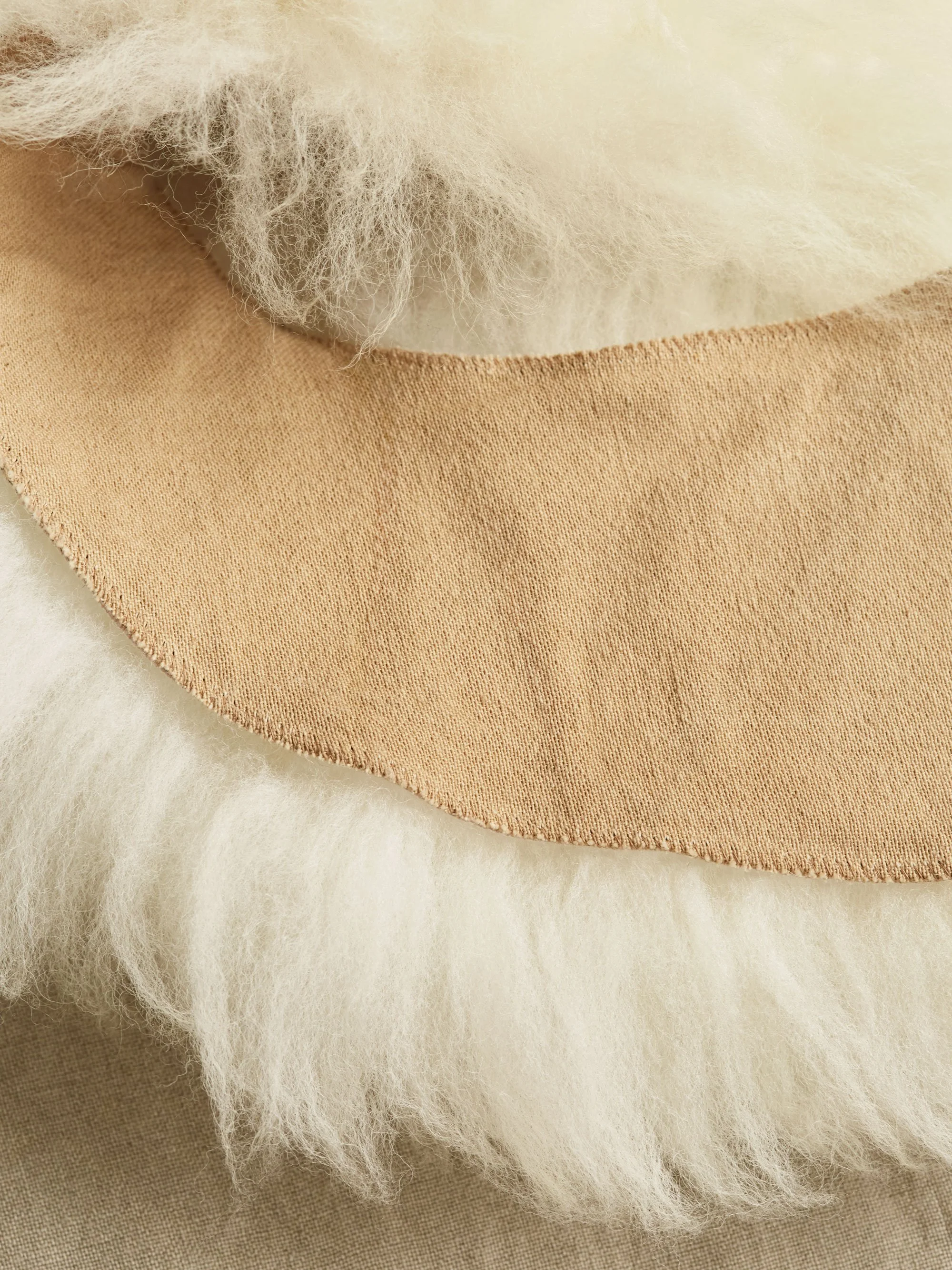 Fur Collar for a Coat | Swiss Sheepskin