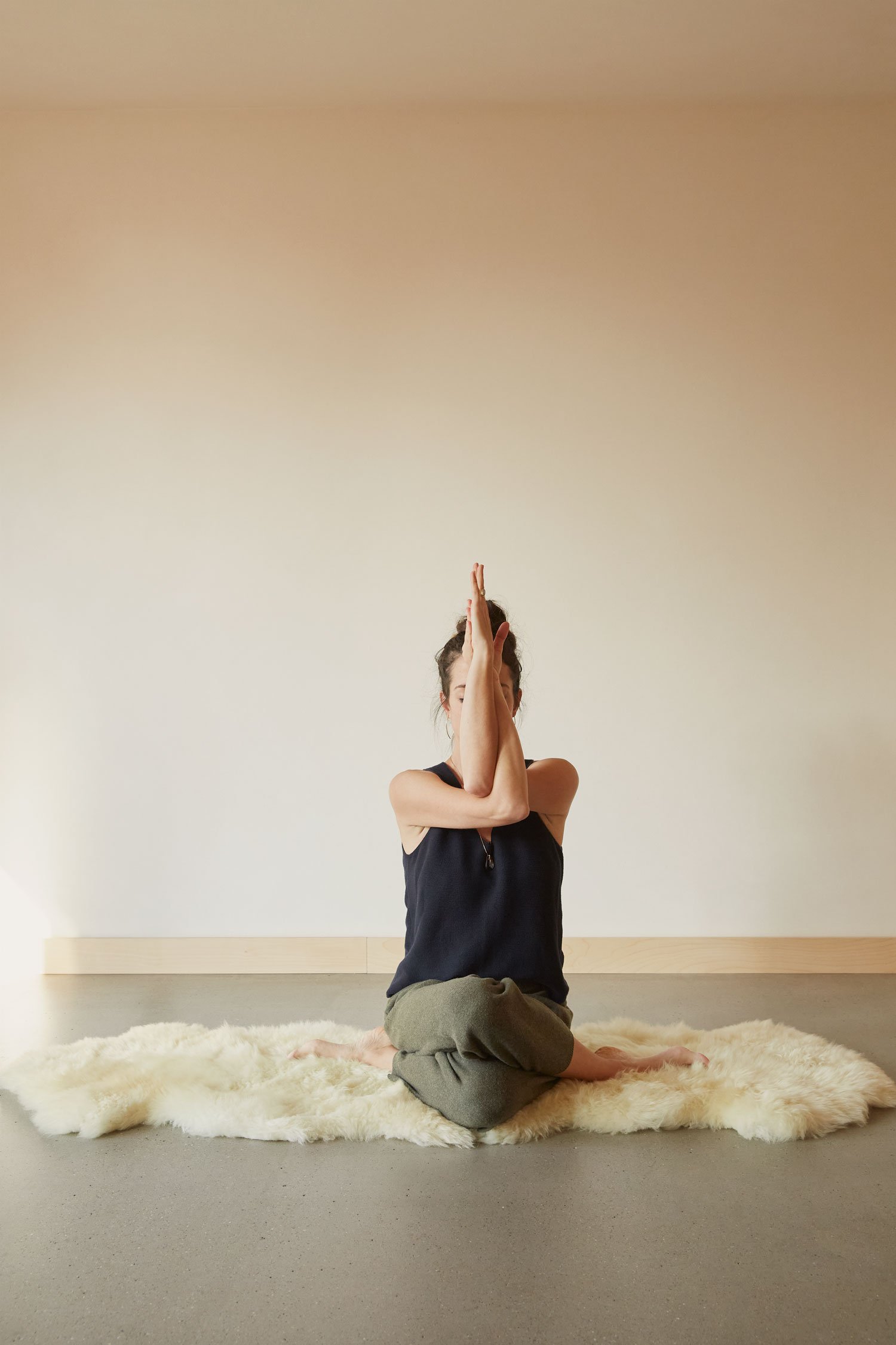 extragrosses Schweizer Lammfell | grosses Schaffell für Yoga