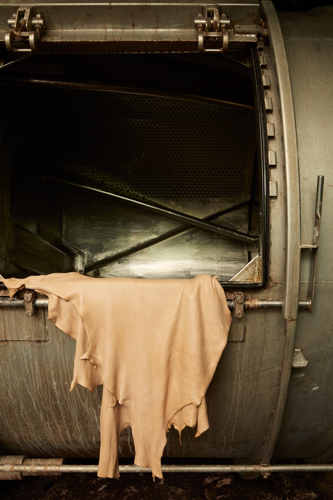 vegetable tanning goat leather for leather goods