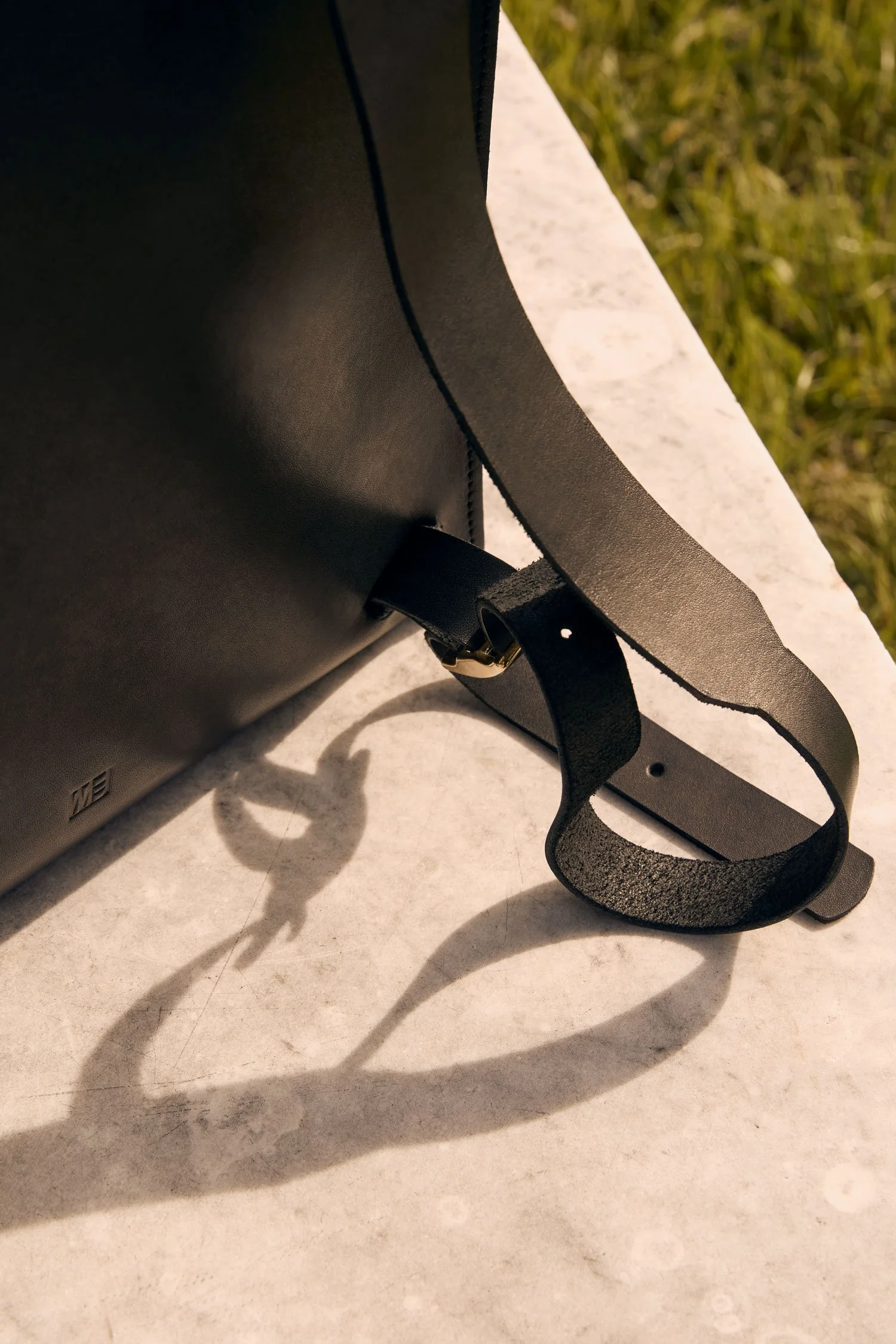 vegetable-tanned leather | sustainable backpack from Switzerland