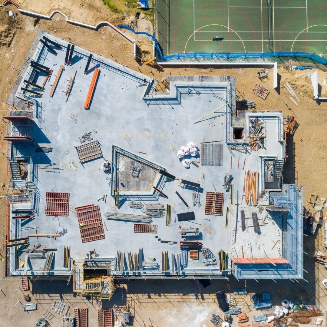 Check out another of our current projects under construction at @newmancollegeperth 

This first stage of the Primary School expansion and refurbishment project includes new single-storey administration building as well as a new two-storey learning h