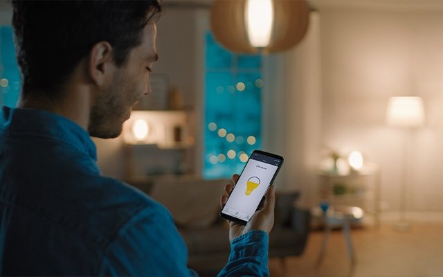 Easy, the smart lighting that illuminates your everyday