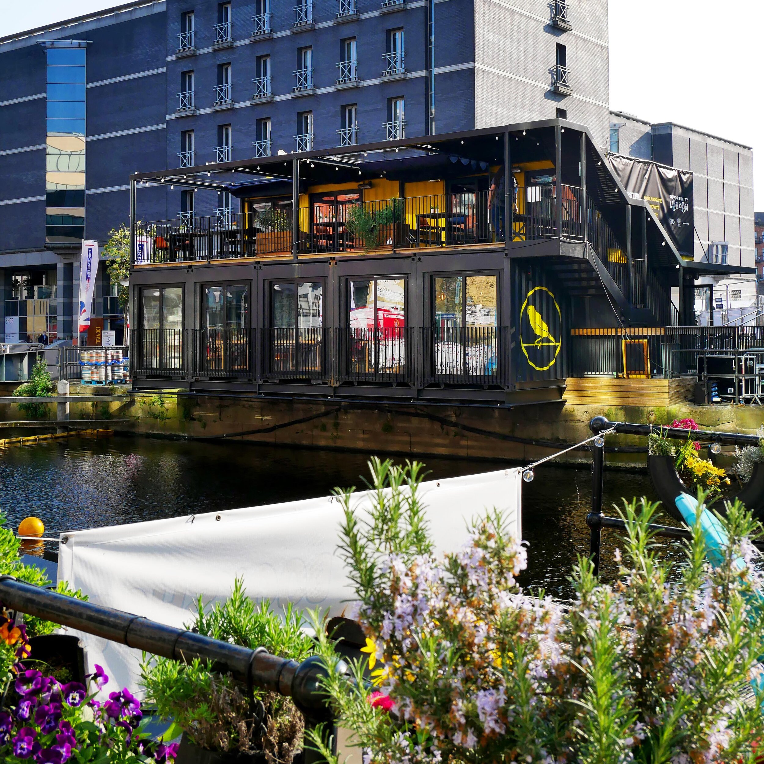 I thought someone said it was Spring?! 👀

We&rsquo;re crossing everything for warmer weather and sunny days this bank holiday weekend to enjoy a few bevs out on the terrace (with an umbrella 🤞)
.
#leeds #leedsdock #leedsbars #bankhol #bankholiday #