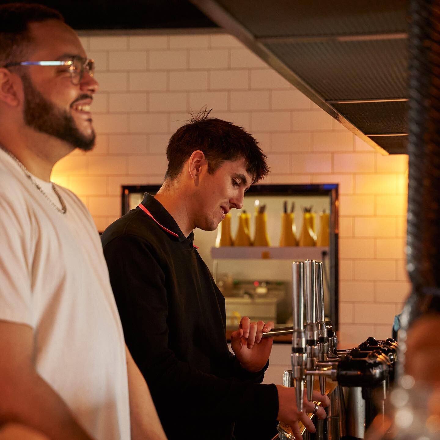 READY TO TAKE ON THE QUIZ MASTER?
We&rsquo;ve still got tables available for tonight&rsquo;s quiz kicking off at 7:30! Get your brain in gear with a few pints pre quiz &amp; get your team ready to win 🏆
.
#quiznight #quiznights #pubquiz #pubquiznigh