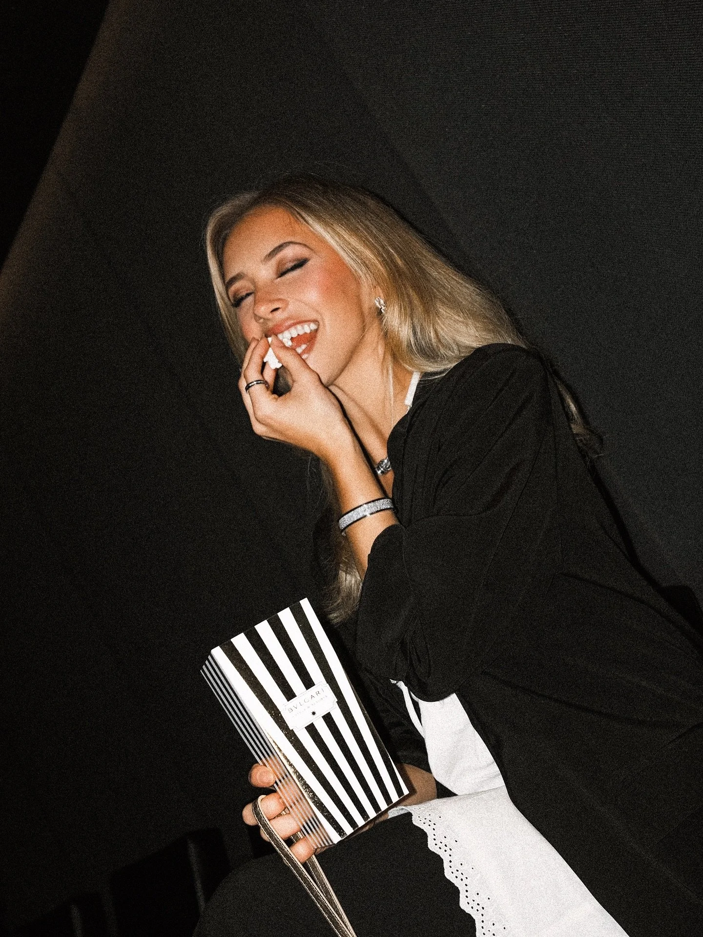 Movie night with @bvlgari 🍿🎥 celebrating the legacy of Serpenti and the inspired artwork by @refikanadol launched in Shanghai, an absolute masterpiece! *partner