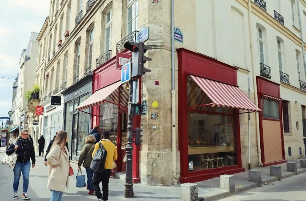 Apr&egrave;s une longue p&eacute;riode de travaux, l&rsquo;enseigne de boulangerie @tranche_boulangerie ! ouvre enfin ses portes dans le Marais au 28 rue Saint Antoine 75004. 

Merci &agrave; l&rsquo;enseigne pour sa confiance renouvel&eacute;e ainsi