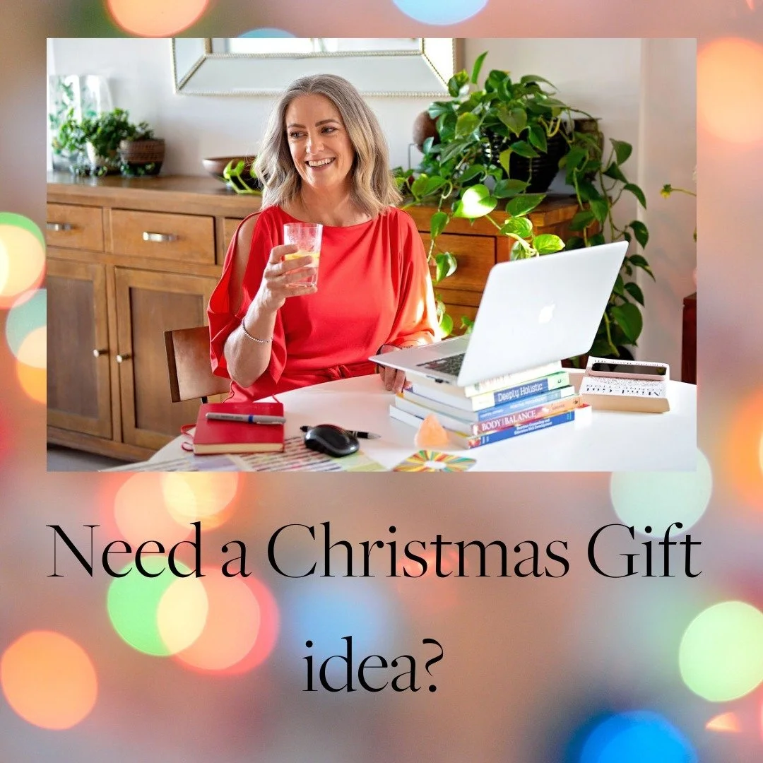 Whether it's a friend or family member, gift them the opportunity to reignite their health and wellbeing! 🏋️&zwj;♀️🥗

I'm here as an accredited health coach and personal trainer to provide guidance, support motivation on exercise, nutrition, and me