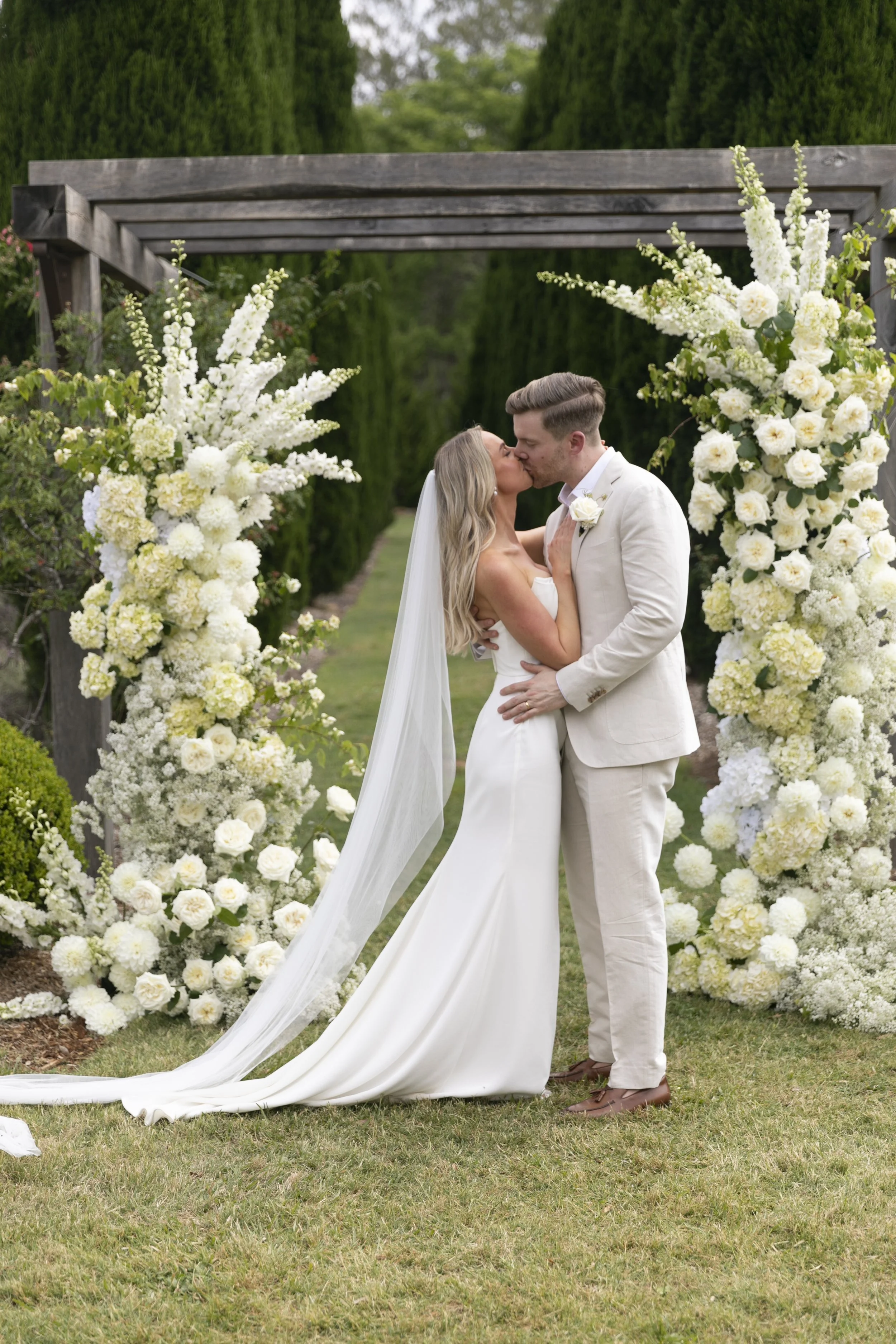 Q&A with Chris and Louise on their exclusive Redleaf, Wollombi Wedding Q&A with Chris and Louise on their exclusive Redleaf, Wollombi Wedding