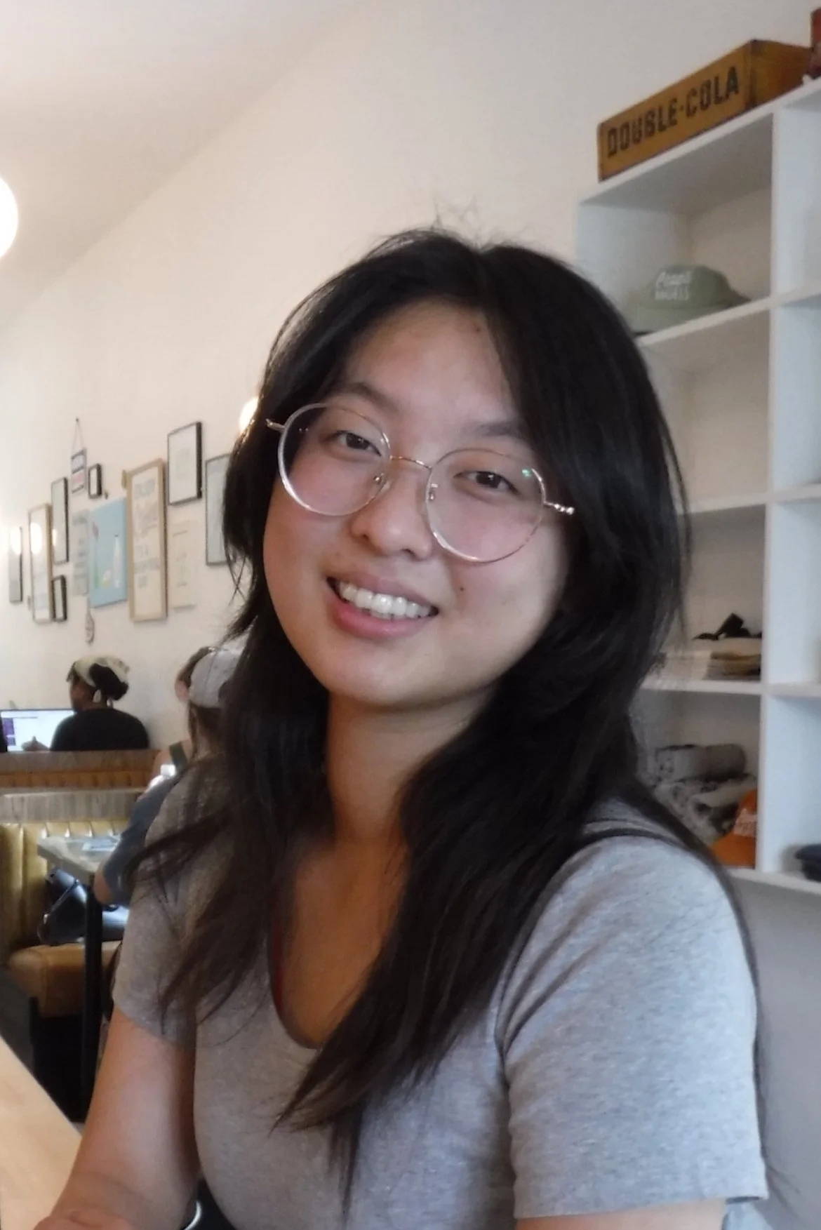 Linda Shao headshot
