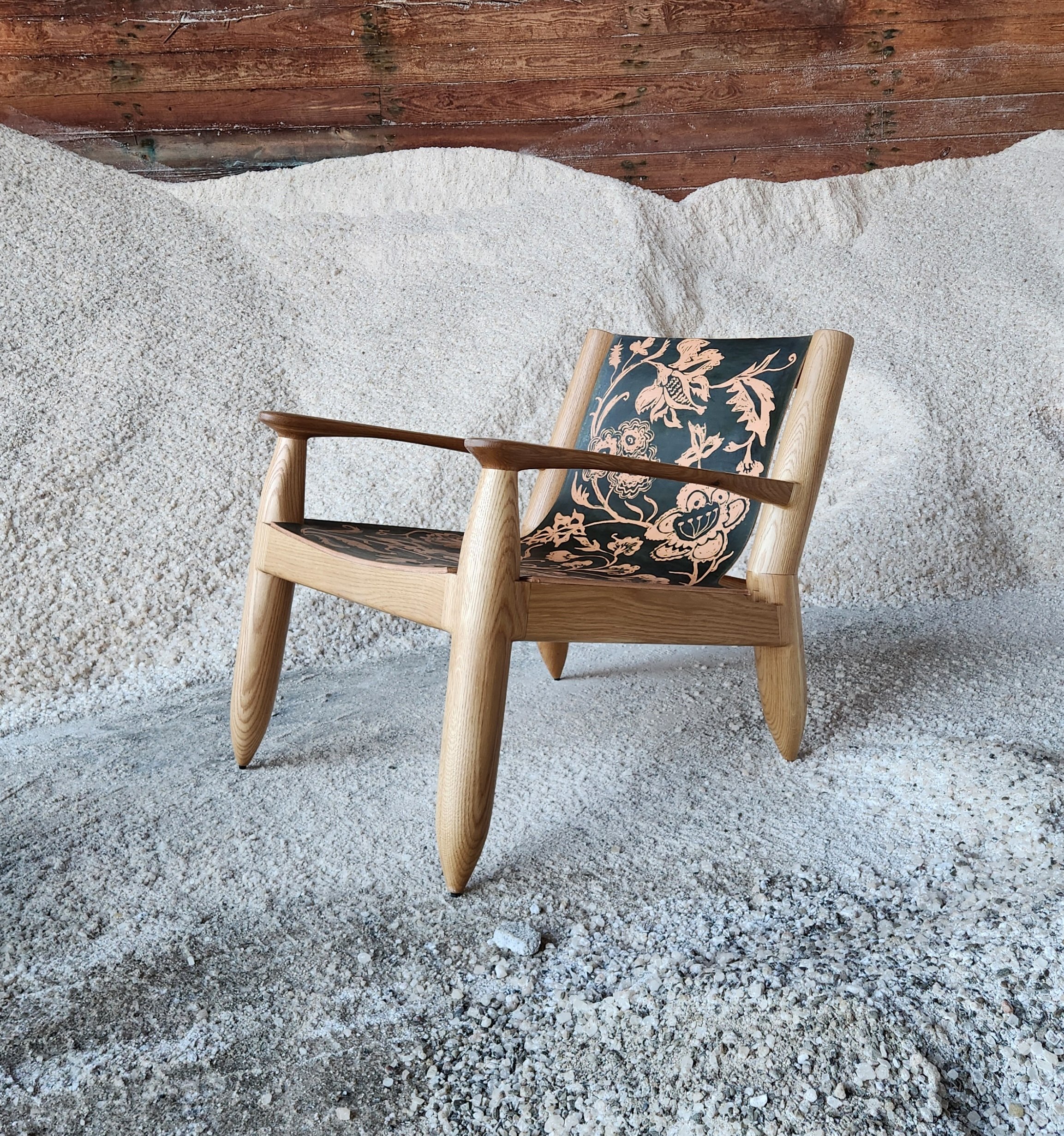 Sling Back Lounge Chair