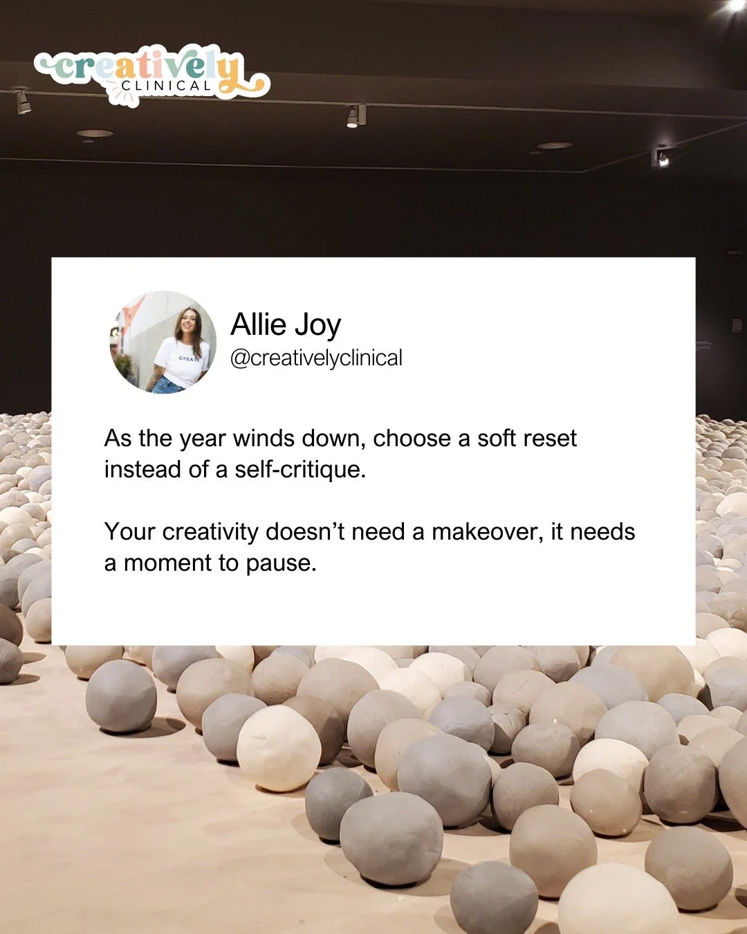 Before this year wraps up, give your creativity a reset, not a pressure-filled overhaul.

Try this gentle reboot:
 🧹 Clear one tiny corner of your creative space
 📝 Make a list of ideas you actually want to pursue
 🧵 Do a low-stakes project (somet