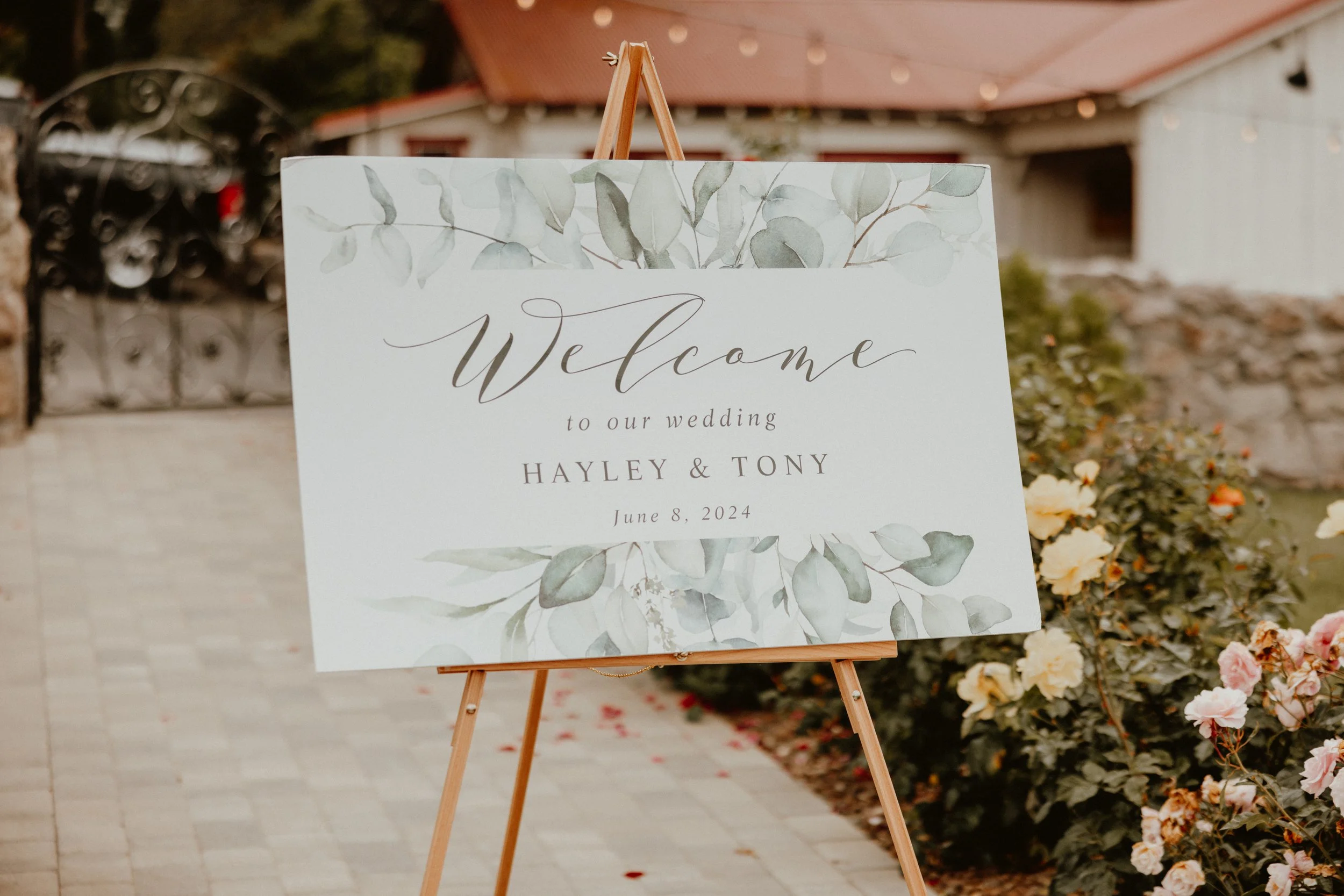 Photo by Simile Photography