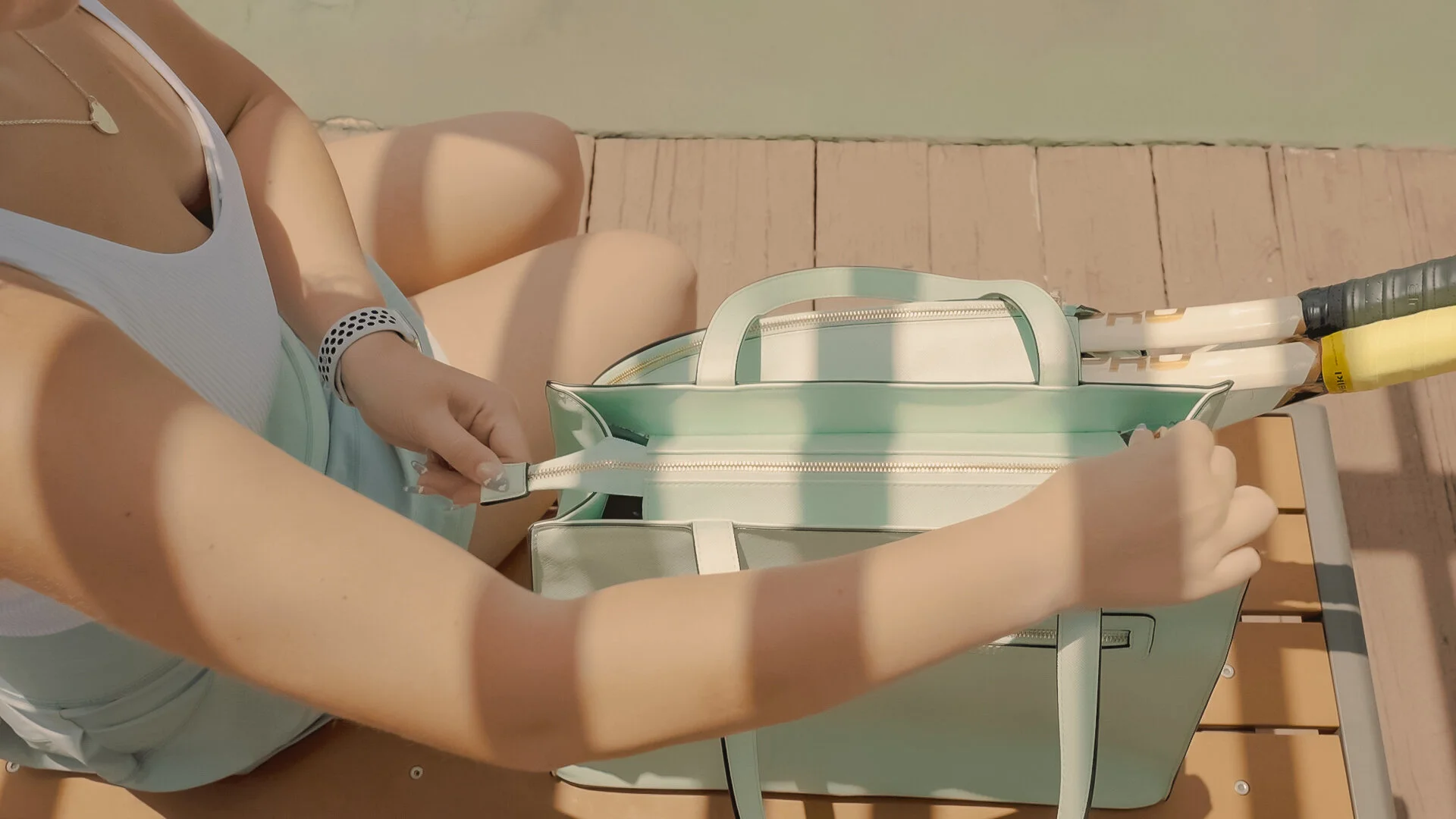 bag up top zipped.jpg