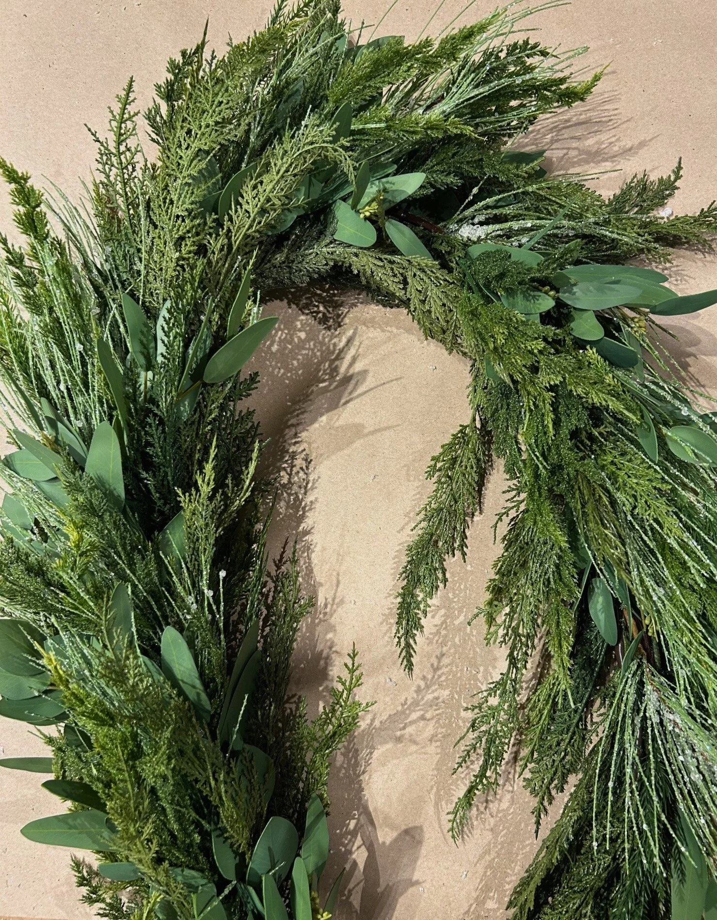 6' Cedar/eucalyptus garland
$189
Pair available